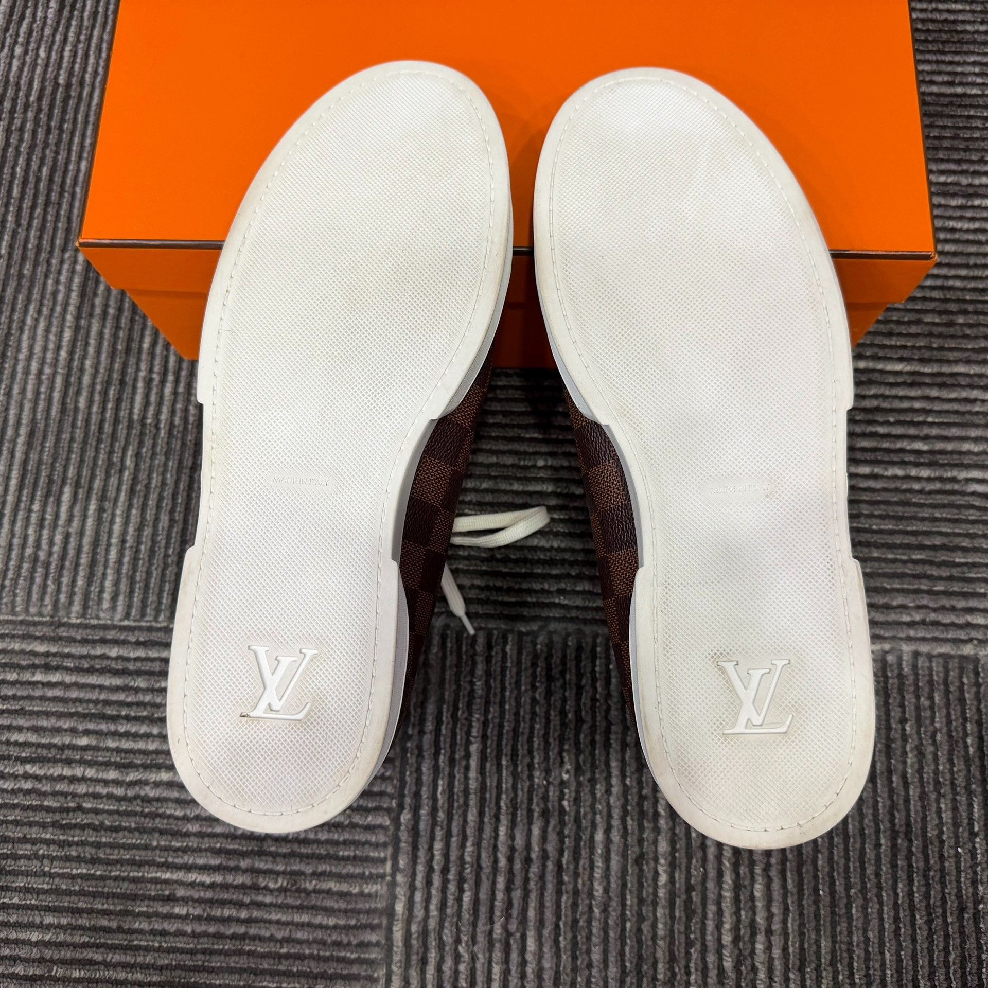 Louis Vuitton Louis Vuitton Multi Lowtop Sneakers 9 Men Size US 9 / EU 42 - 6 Thumbnail