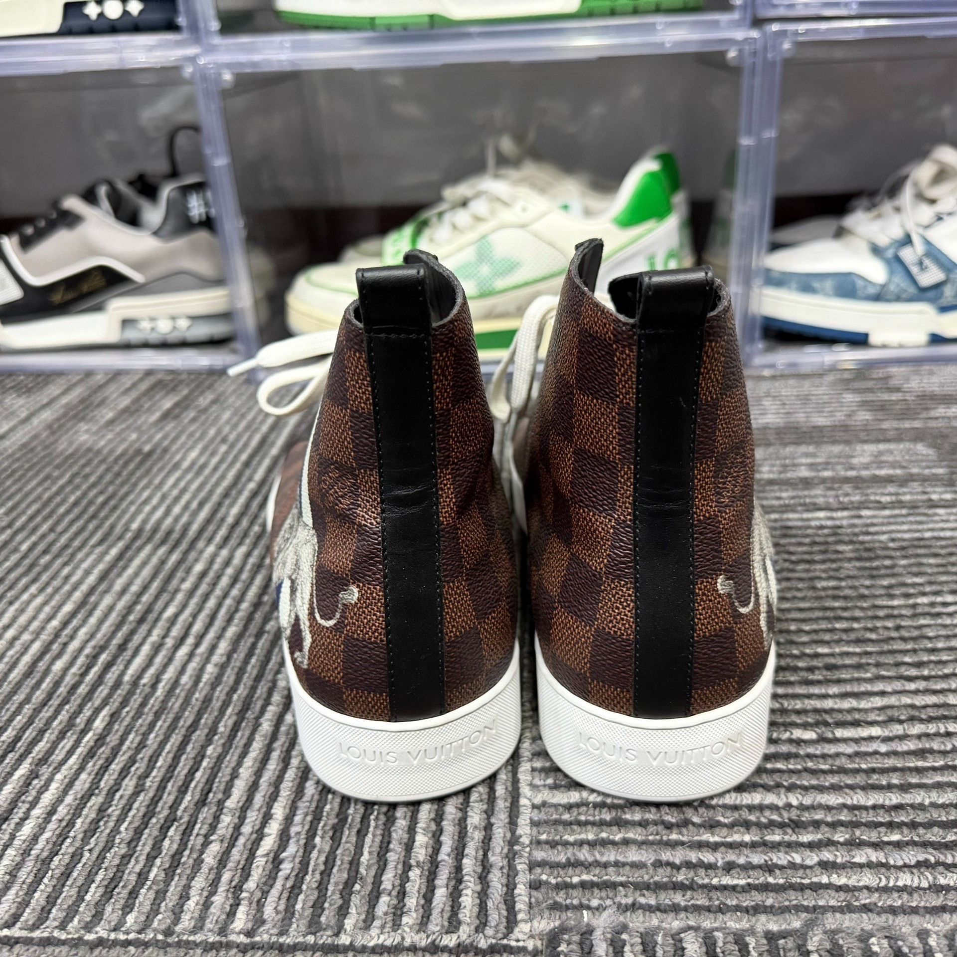 Louis Vuitton Louis Vuitton Multi Lowtop Sneakers 9 Men Size US 9 / EU 42 - 5 Thumbnail