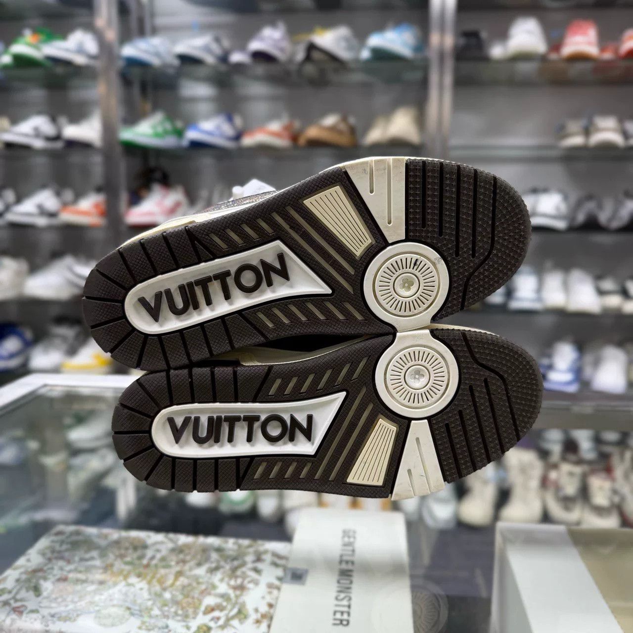Louis Vuitton LV TRAINER Size US 4 / IT 34 - 7 Thumbnail
