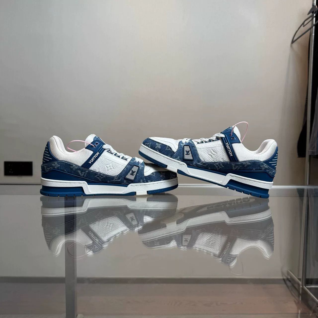 Louis Vuitton Louis Vuitton LV Trainer White Blue Size US 11 / EU 44 - 4 Thumbnail