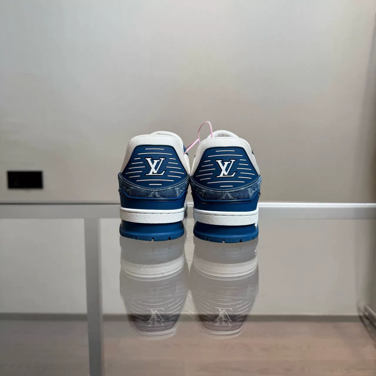 Louis Vuitton Louis Vuitton LV Trainer White Blue Size US 11 / EU 44 - 5 Thumbnail
