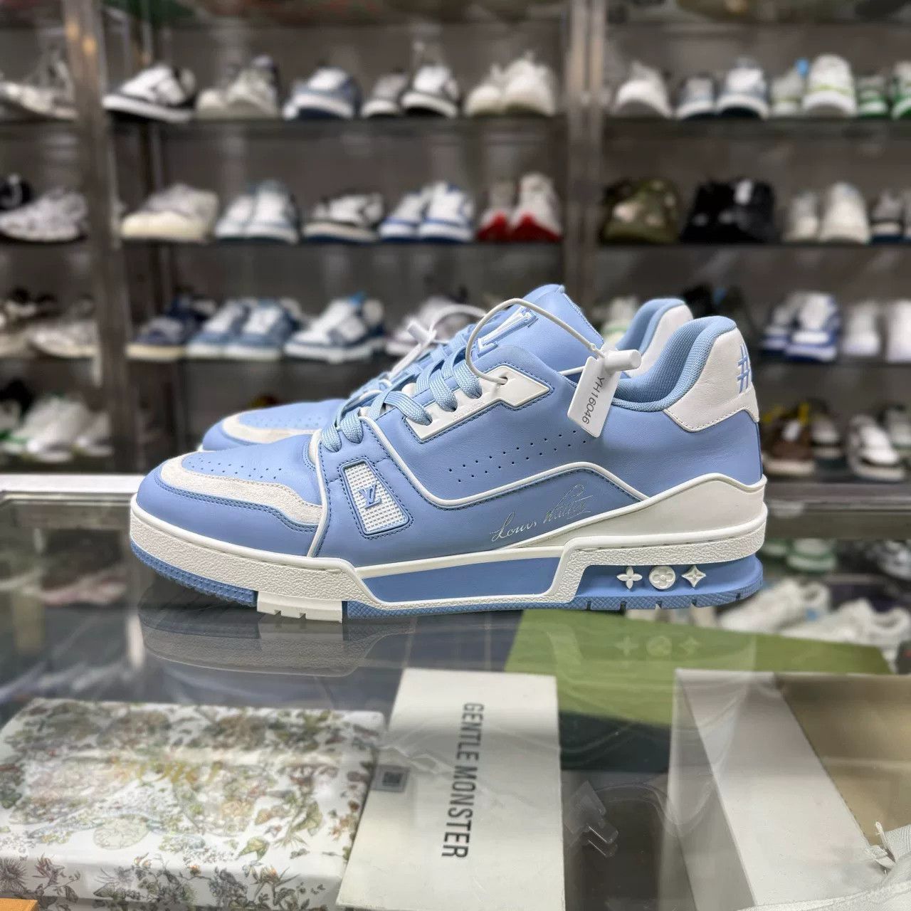 Louis Vuitton LV TRAINER White Blue Sneakers Size US 9.5 / EU 42-43 - 3 Thumbnail