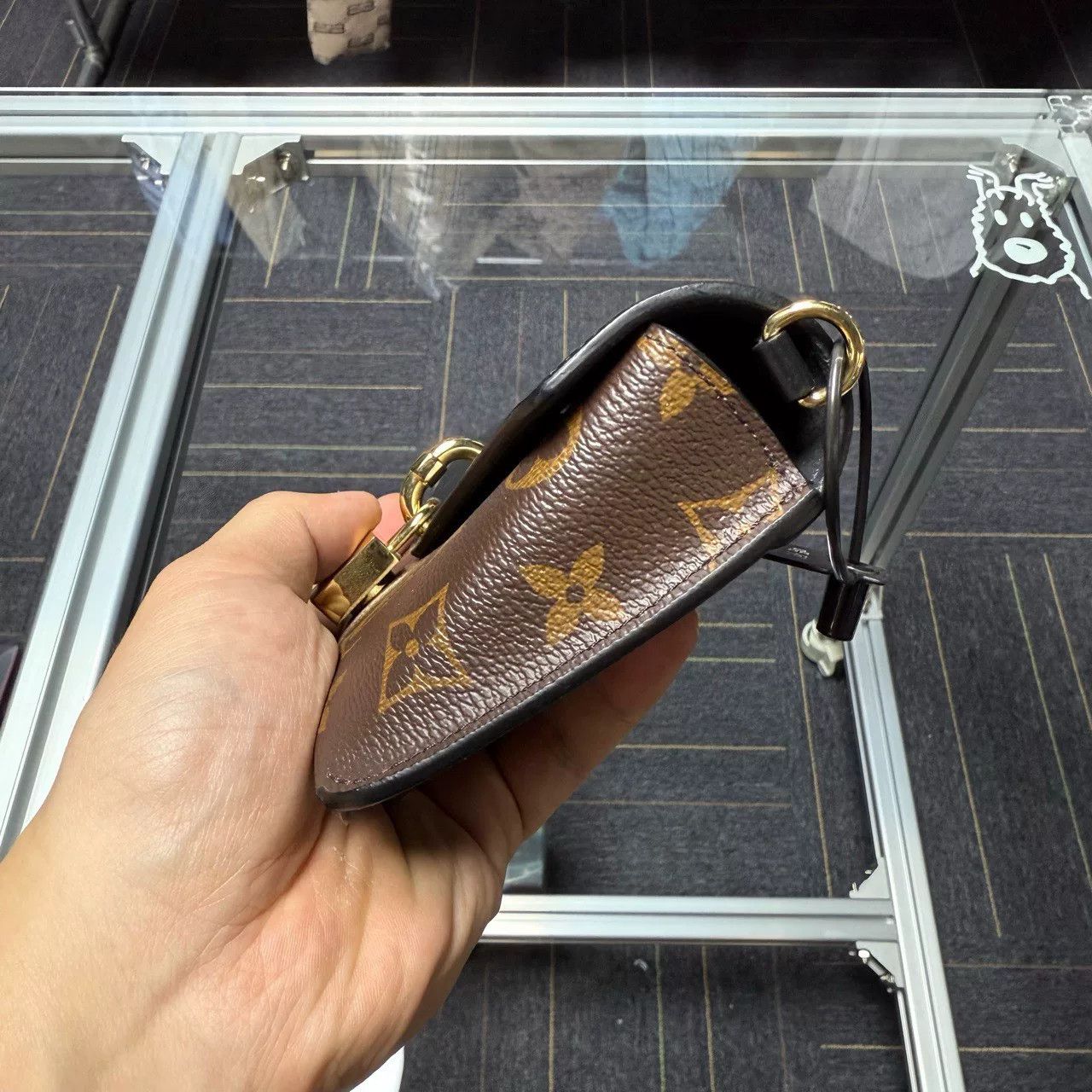Louis Vuitton Louis Vuitton Padlock Monogram Shoulder Bag Size ONE SIZE - 6 Thumbnail