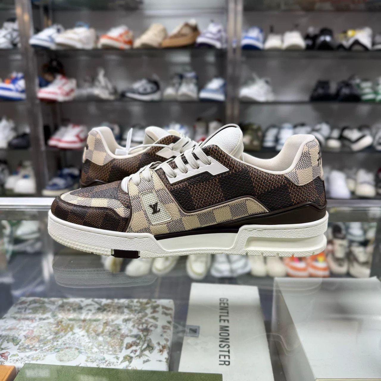 Louis Vuitton LV Trainer Checkerboard Size US 10 / EU 43 - 5 Thumbnail