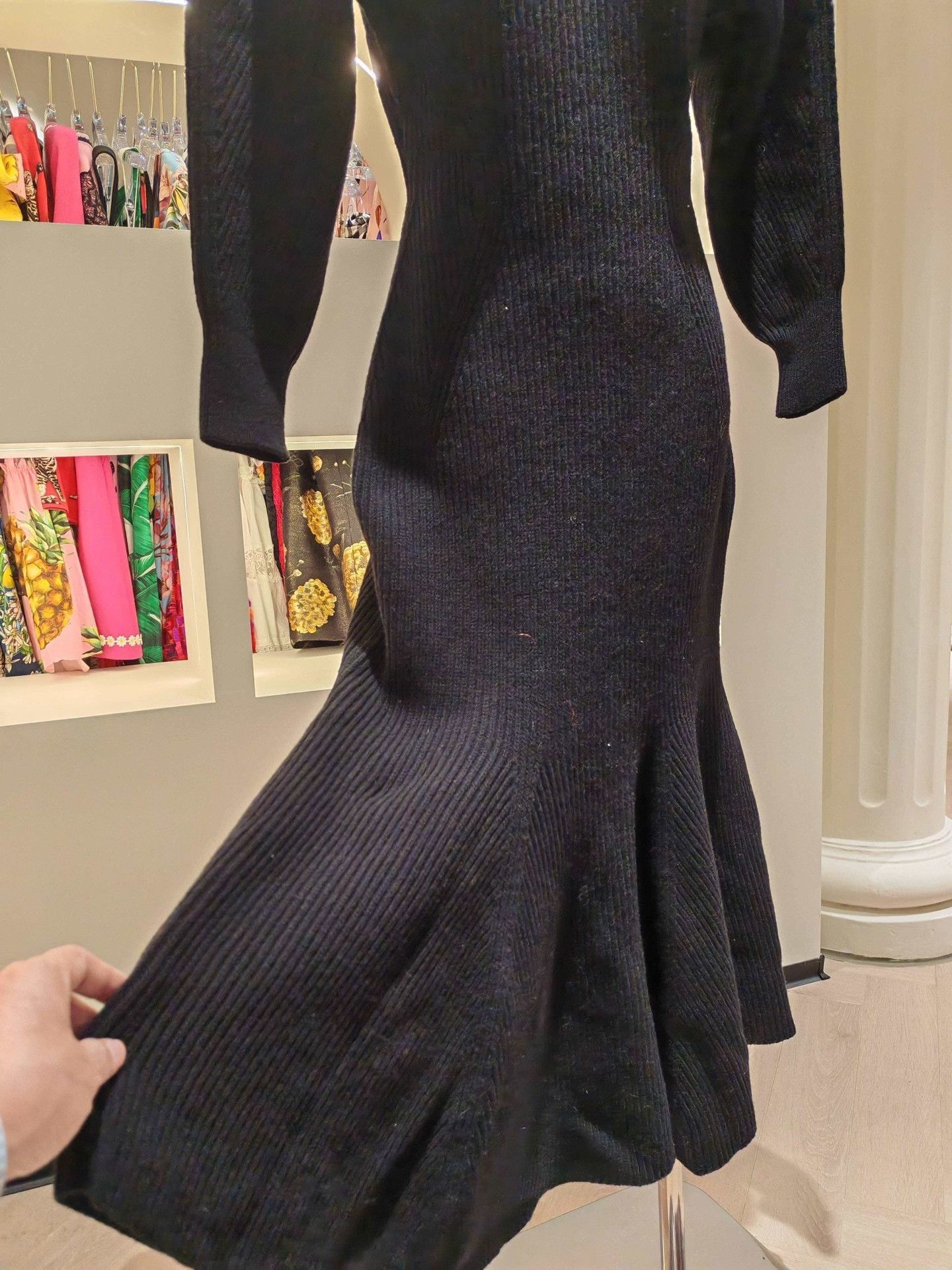 Alexander McQueen Alexander McQueen Puffed Sleeve Mermaid Knit Dress Size S / US 4 / IT 40 - 5 Thumbnail