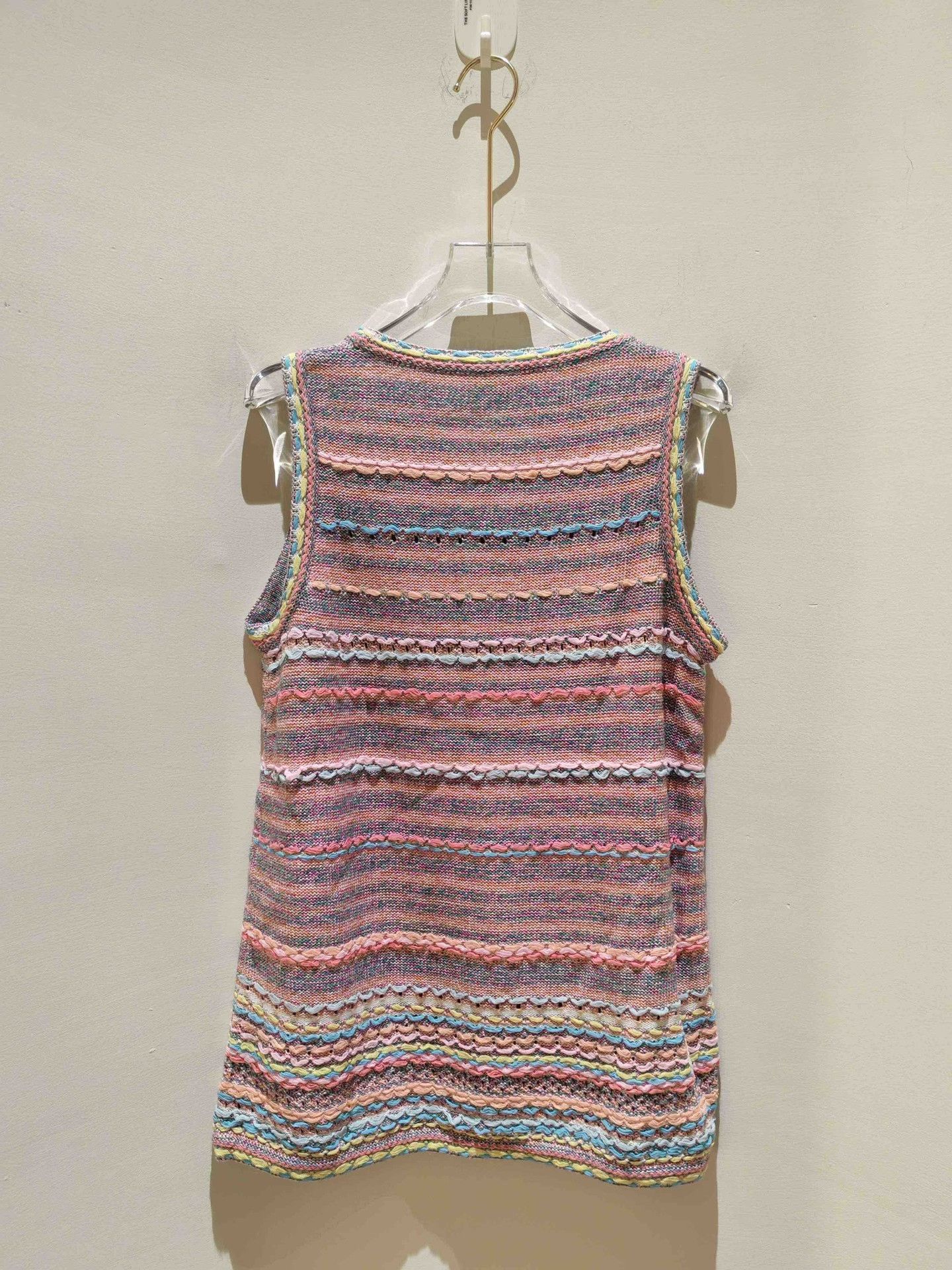 Chanel Chanel Sleeveless Knit Top Size XS / US 0-2 / IT 36-38 - 2 Thumbnail