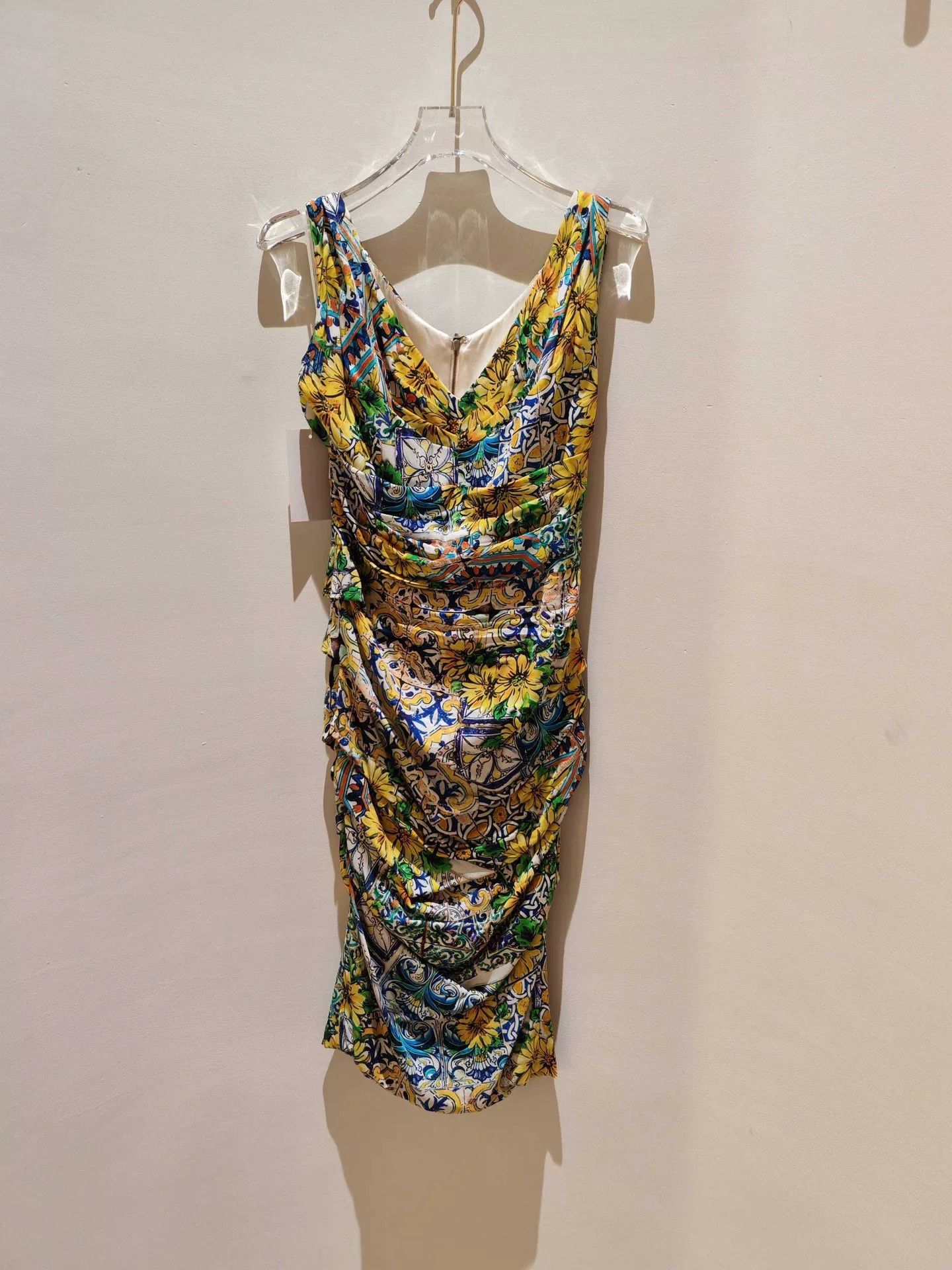 Dolce & Gabbana Dolce & Gabbana Floral Slim Dress Size S / US 4 / IT 40 - 4 Thumbnail