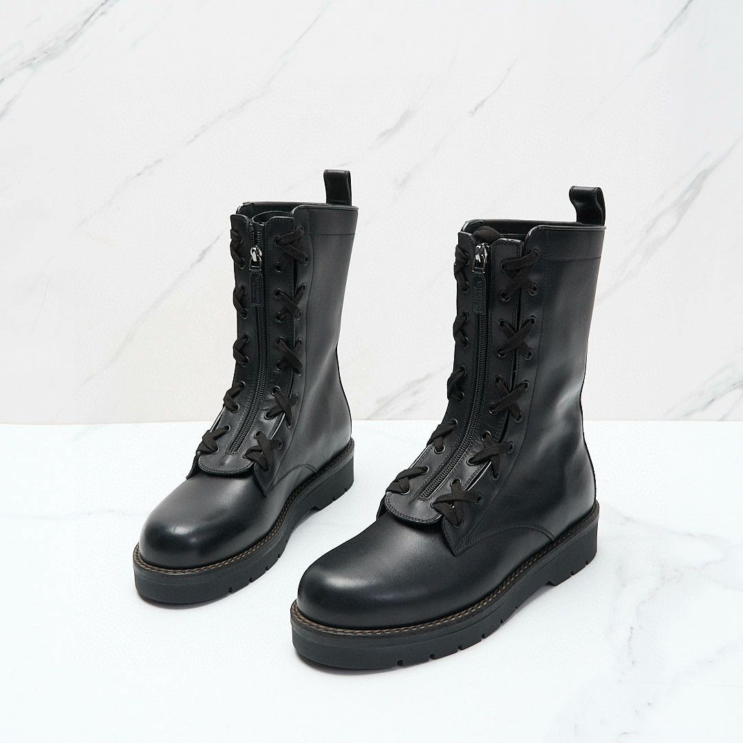 Valentino Valentino Men's Classic Martin Boots Size US 9.5 / EU 42-43 - 2 Thumbnail