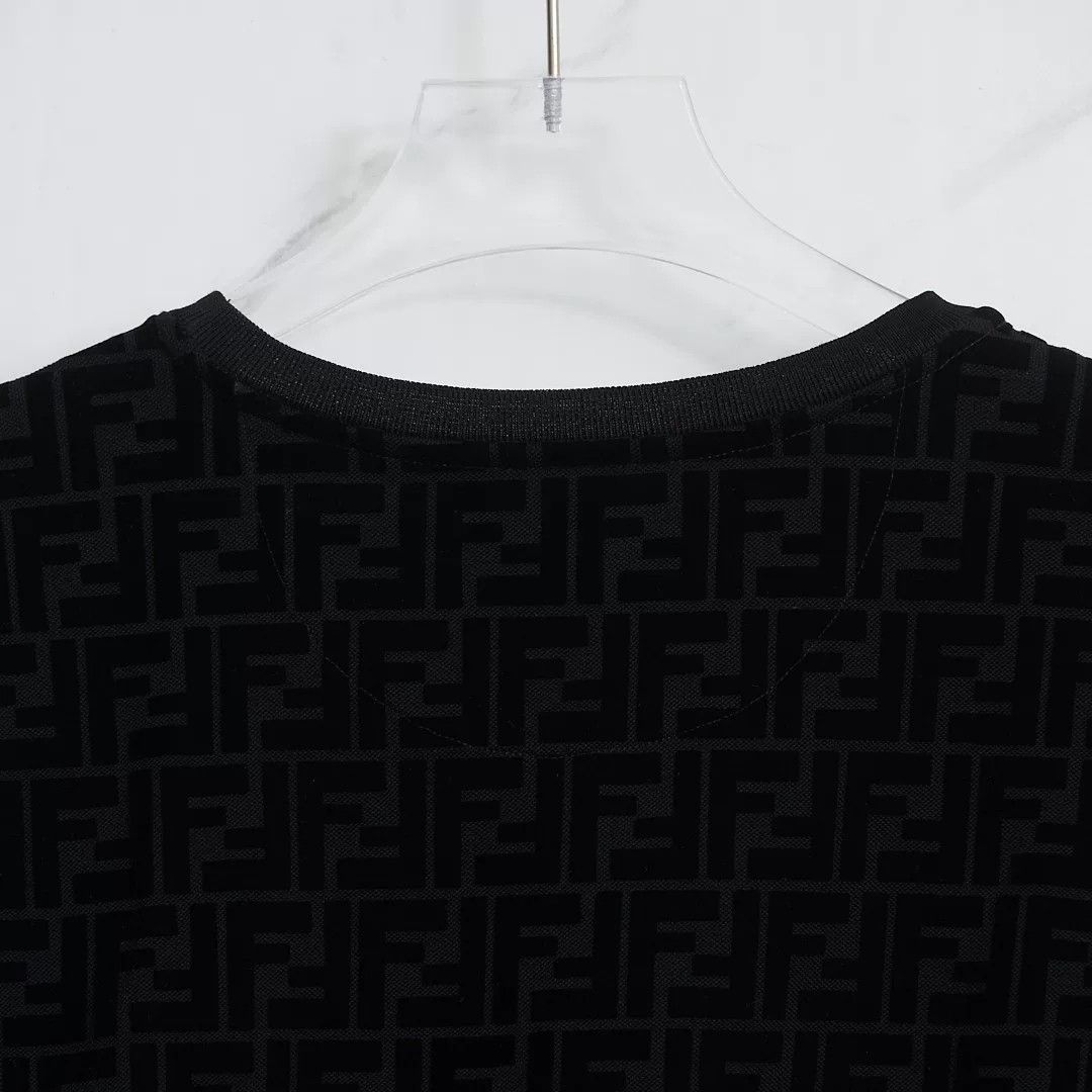Fendi Fendi Unisex Flocked All-over Print Crewneck T-shirt Size US M / EU 48-50 / 2 - 4 Thumbnail