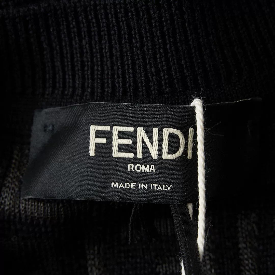 Fendi Fendi Men's Embossed Hollow Round Neck Sweater Size US M / EU 48-50 / 2 - 6 Thumbnail