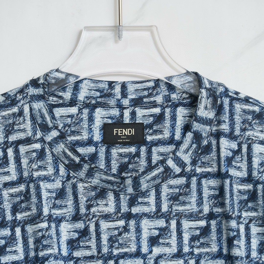 Fendi Fendi Men's Logo Print T-Shirt Size US L / EU 52-54 / 3 - 2 Thumbnail