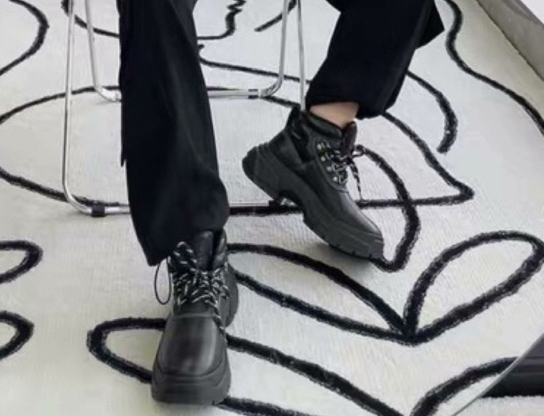 Maison Margiela Maison Margiela Women's High-Top Martin Boots Size US 8 / IT 38 - 9 Thumbnail