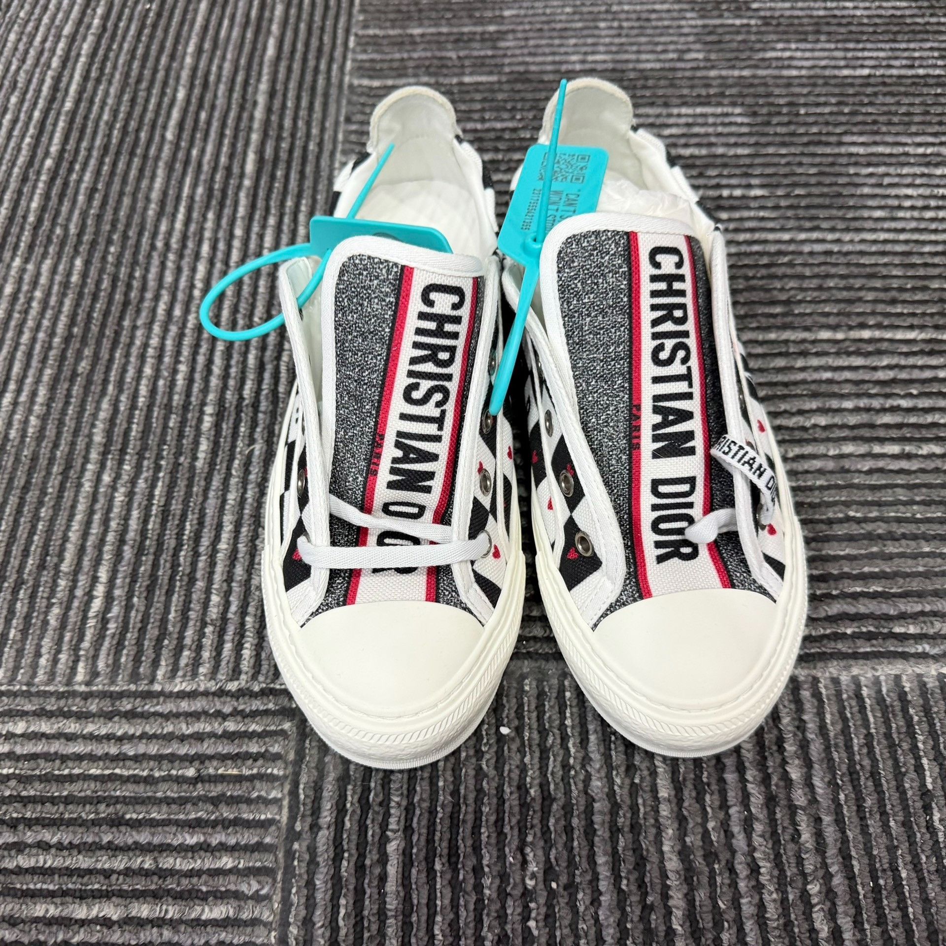 Dior Dior Lowtop Sneakers us_7 Women Size US 7 / IT 37 - 4 Thumbnail