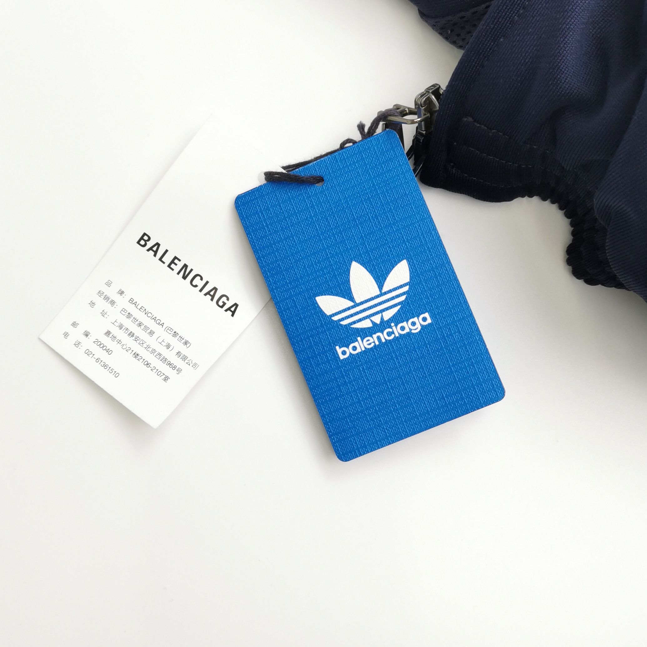 Balenciaga Balenciaga x Adidas Logo Track Jacket Size 1 Size US S / EU 44-46 / 1 - 4 Thumbnail