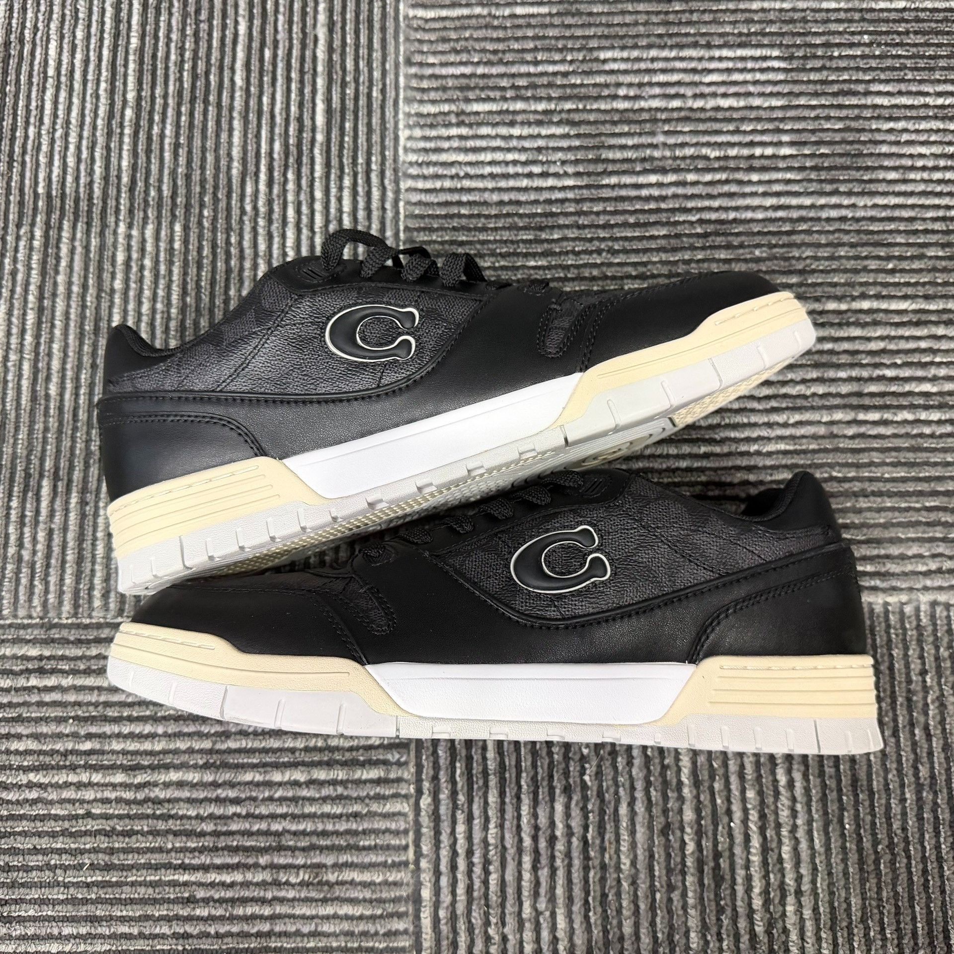 Coach Coach Lowtop Sneakers 14 Men Size US 14 / EU 47 - 2 Thumbnail