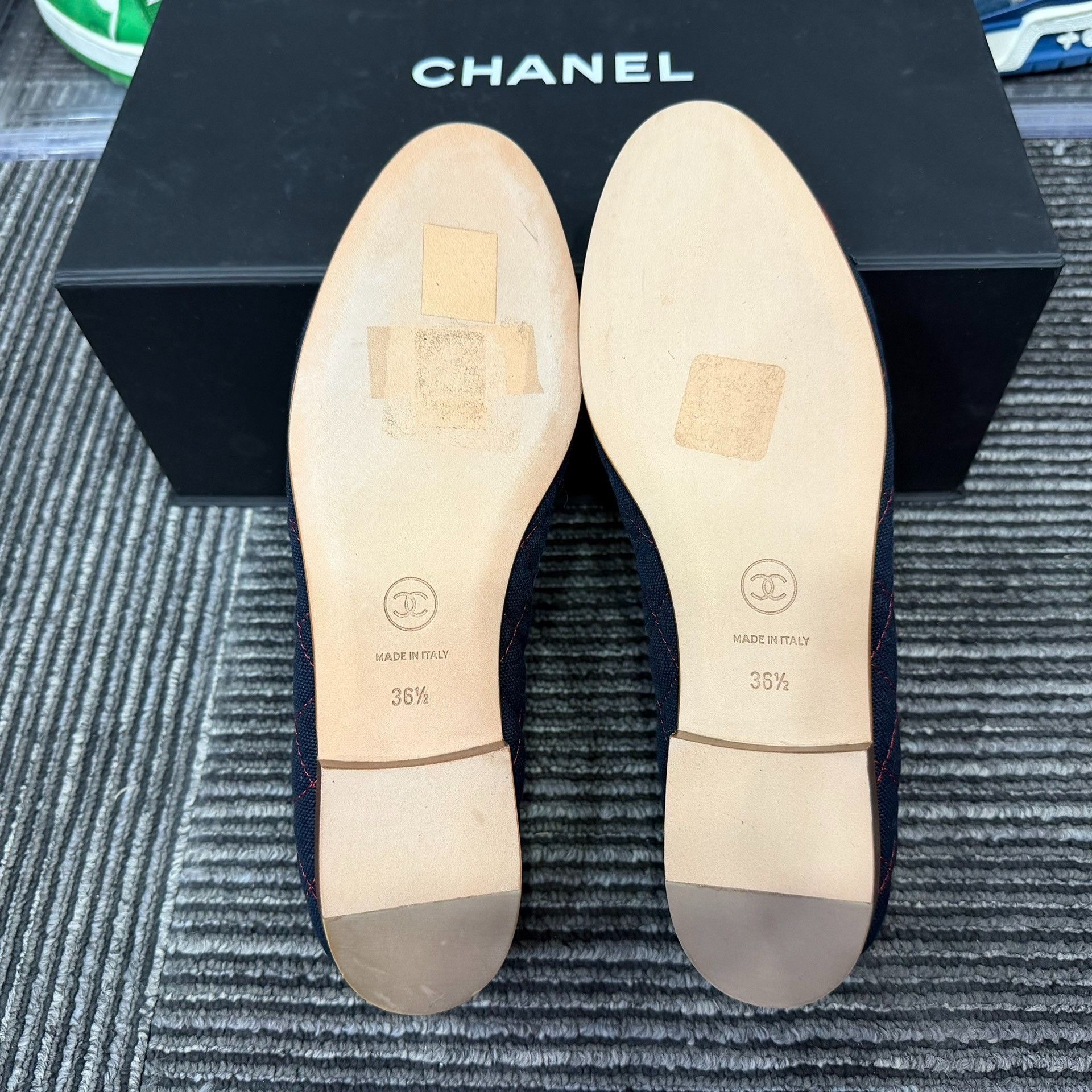 Chanel Chanel Lowtop Sneakers us_6 Women Size US 6 / IT 36 - 4 Thumbnail