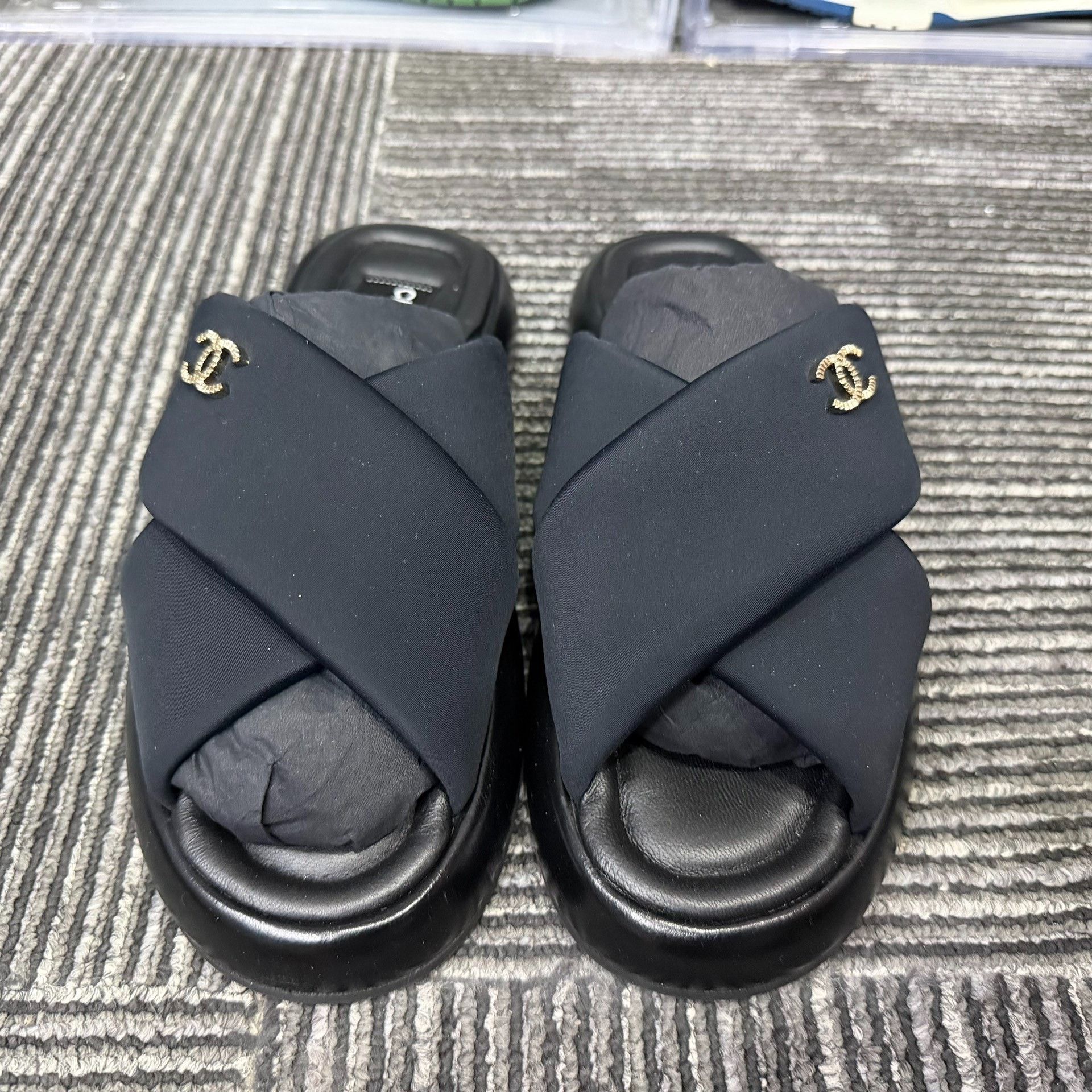 Chanel Chanel Sandals us_7 Women Size US 7 / IT 37 - 2 Thumbnail