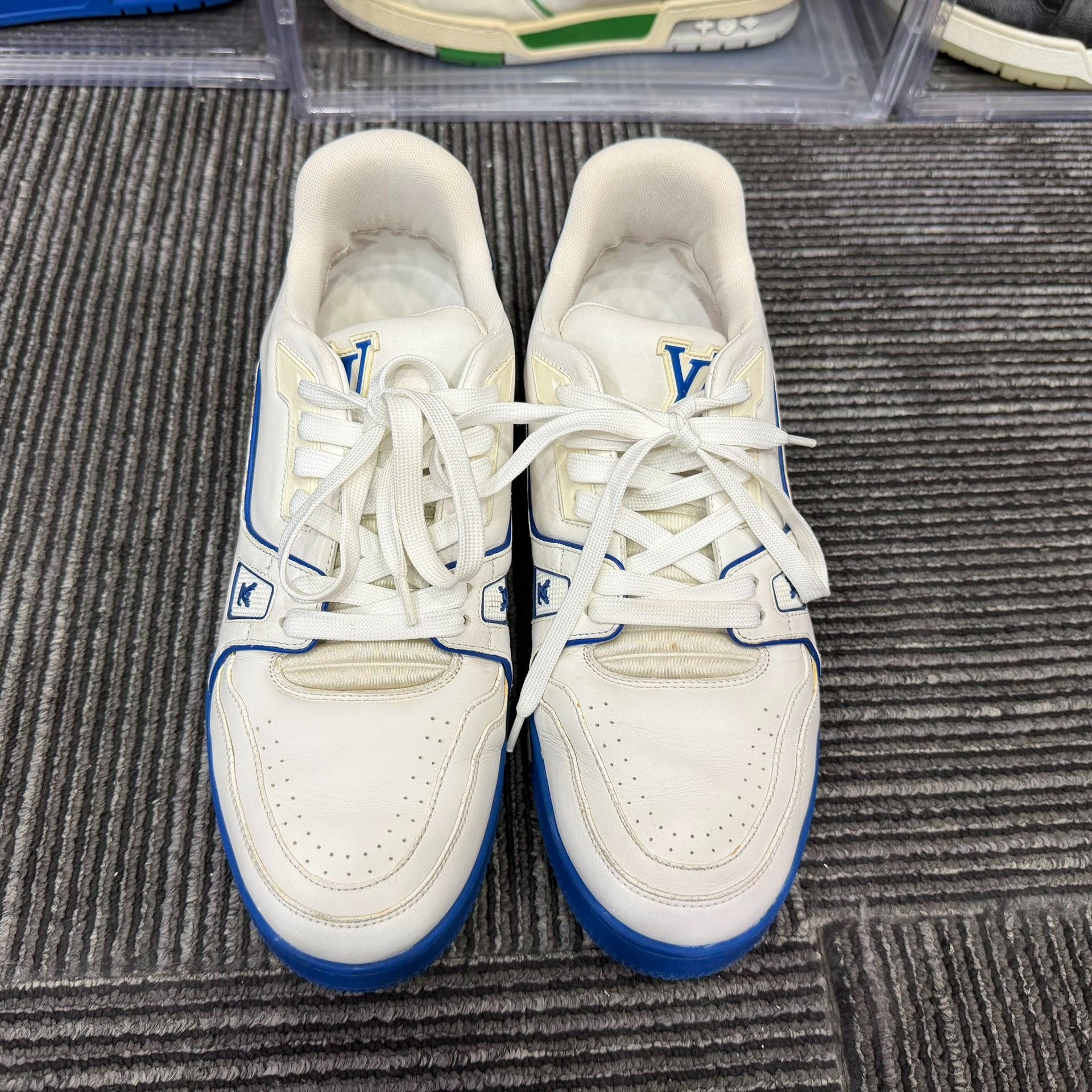 Louis Vuitton Louis Vuitton Training Blue Lowtop Sneakers 9 Men Size US 9 / EU 42 - 4 Thumbnail