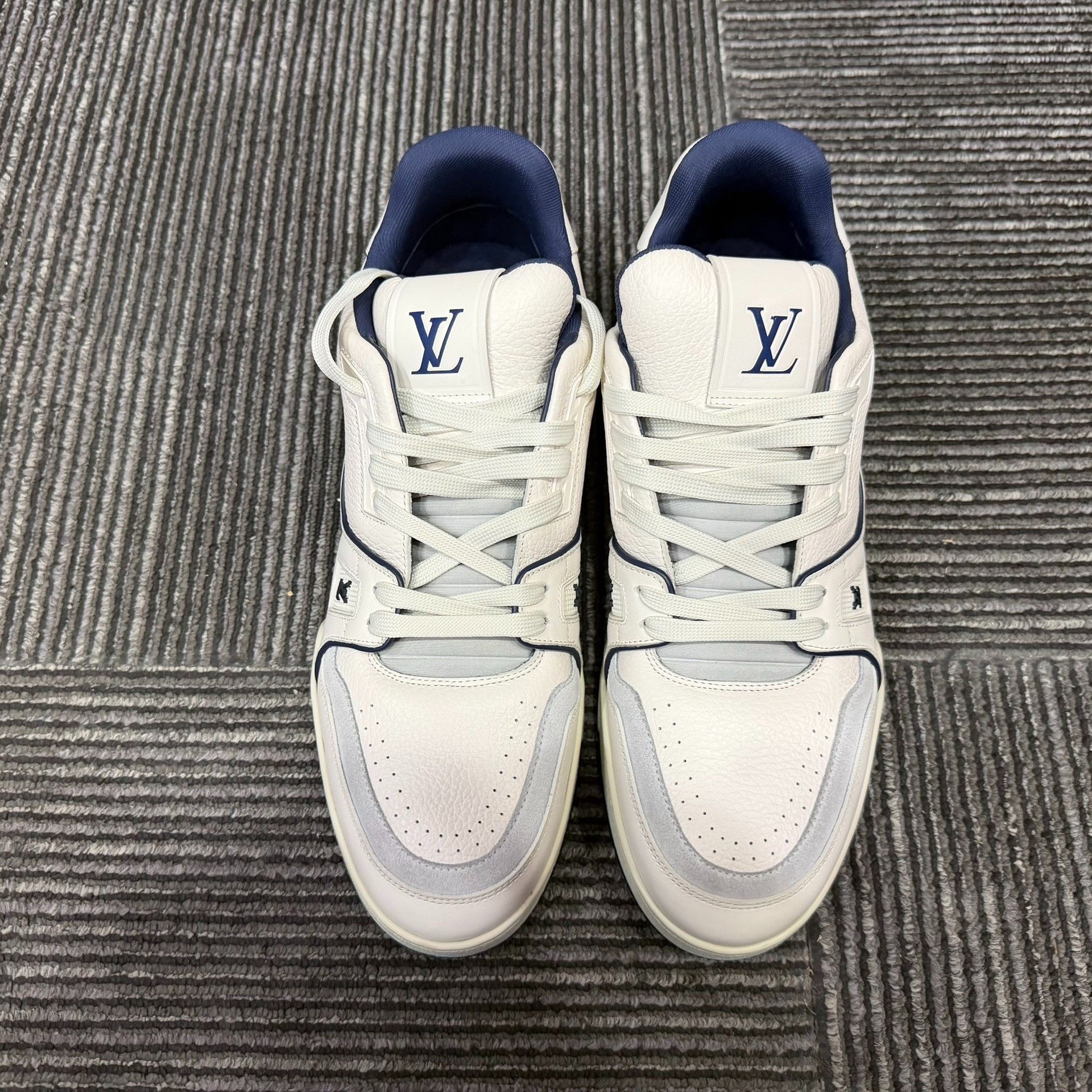 Louis Vuitton Louis Vuitton Training Blue Lowtop Sneakers 10 Men Size US 10 / EU 43 - 4 Thumbnail