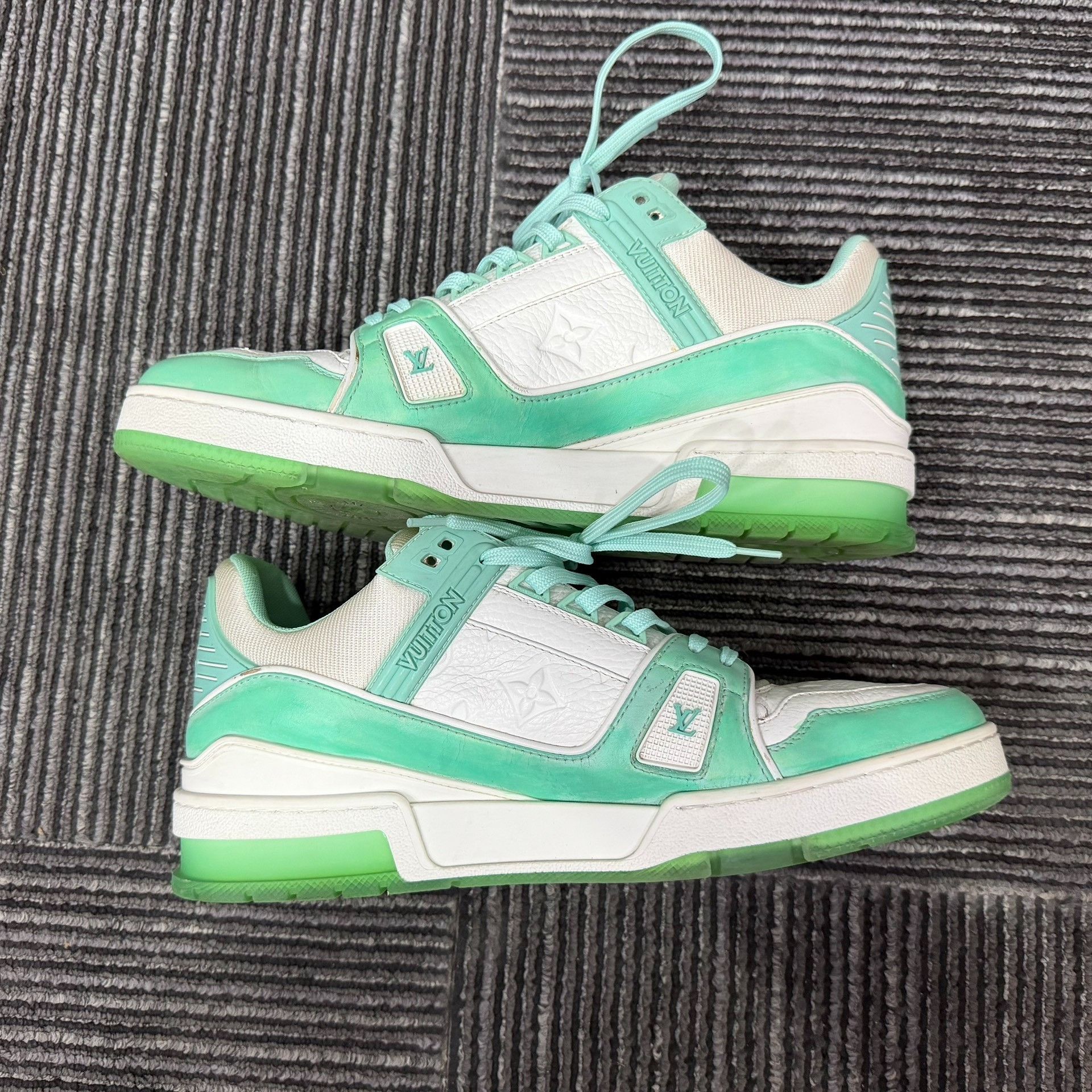 Louis Vuitton Louis Vuitton Training Green Lowtop Sneakers 8 Men Size US 8 / EU 41 - 3 Thumbnail