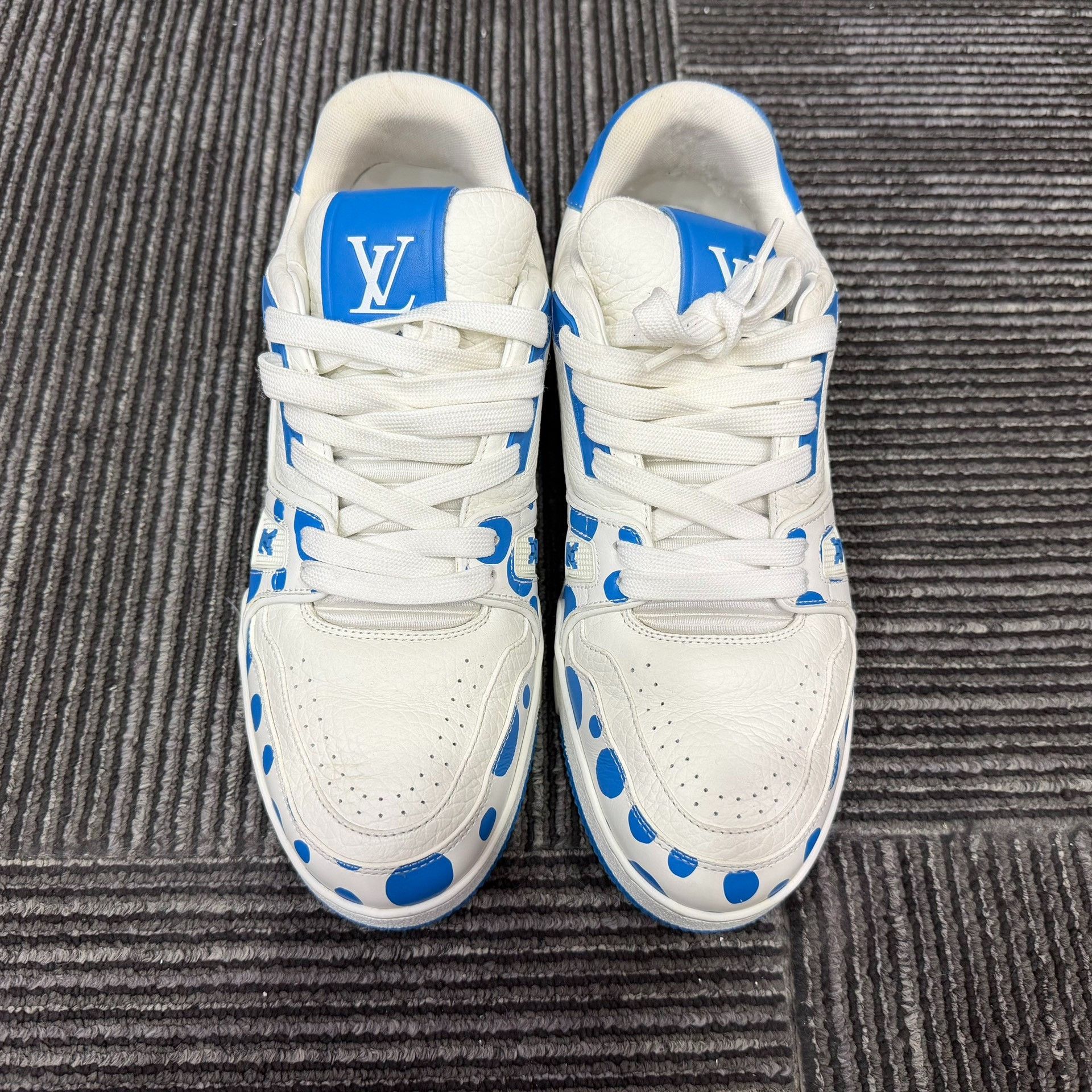 Louis Vuitton Louis Vuitton Training Blue Lowtop Sneakers 7 Men Size US 7 / EU 40 - 4 Thumbnail