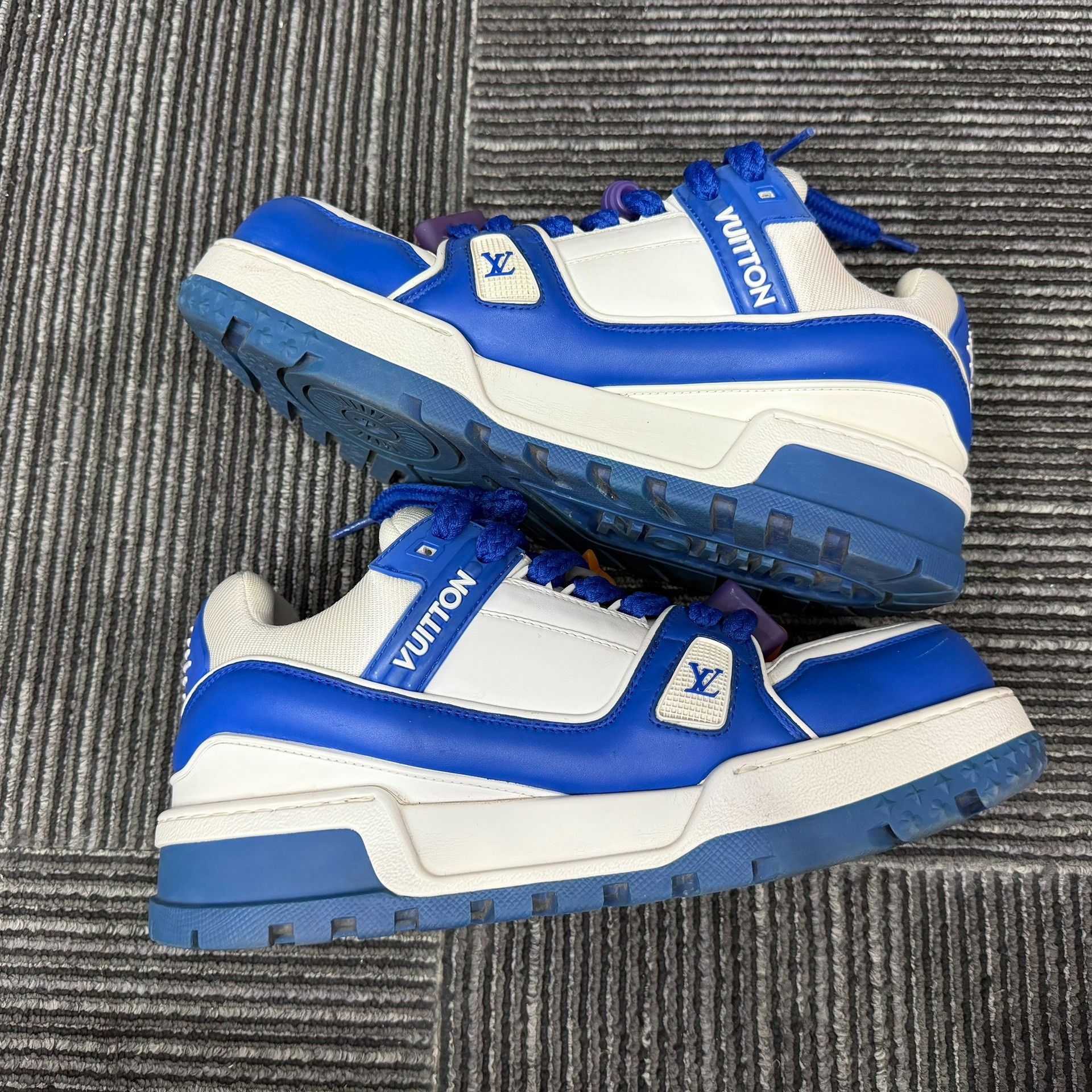 Louis Vuitton Louis Vuitton Training Blue Lowtop Sneakers 9 Men Size US 9 / EU 42 - 3 Thumbnail