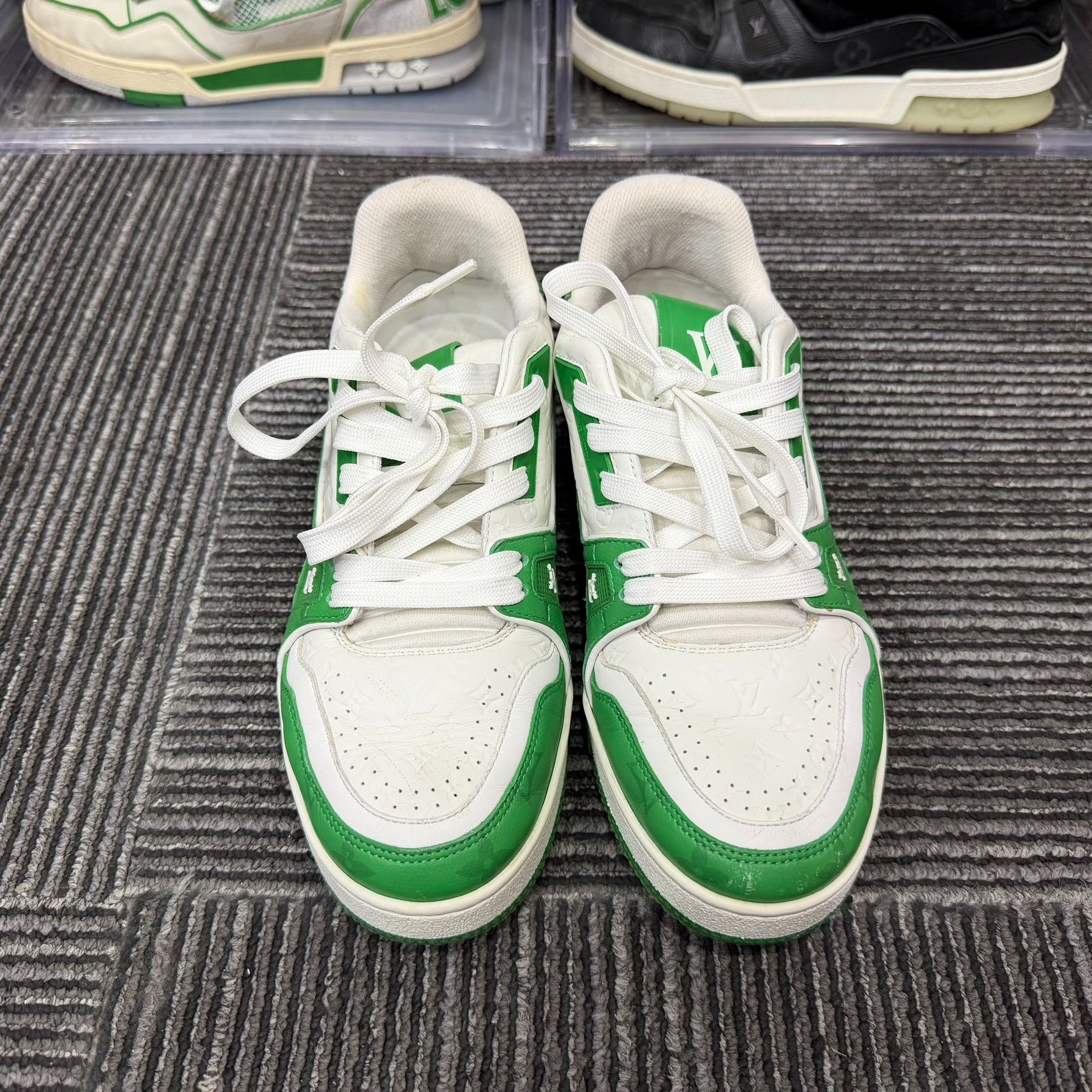 Louis Vuitton Louis Vuitton Training Green Lowtop Sneakers 6 Men Size US 6 / EU 39 - 4 Thumbnail
