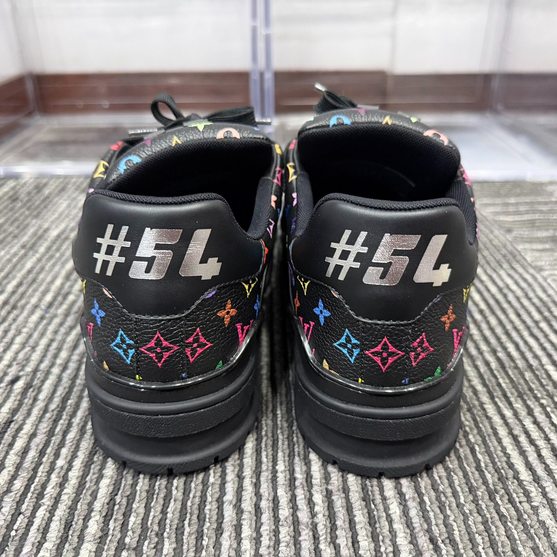 Louis Vuitton Louis Vuitton Training Black Lowtop Sneakers 7 Men Size US 7 / EU 40 - 3 Thumbnail
