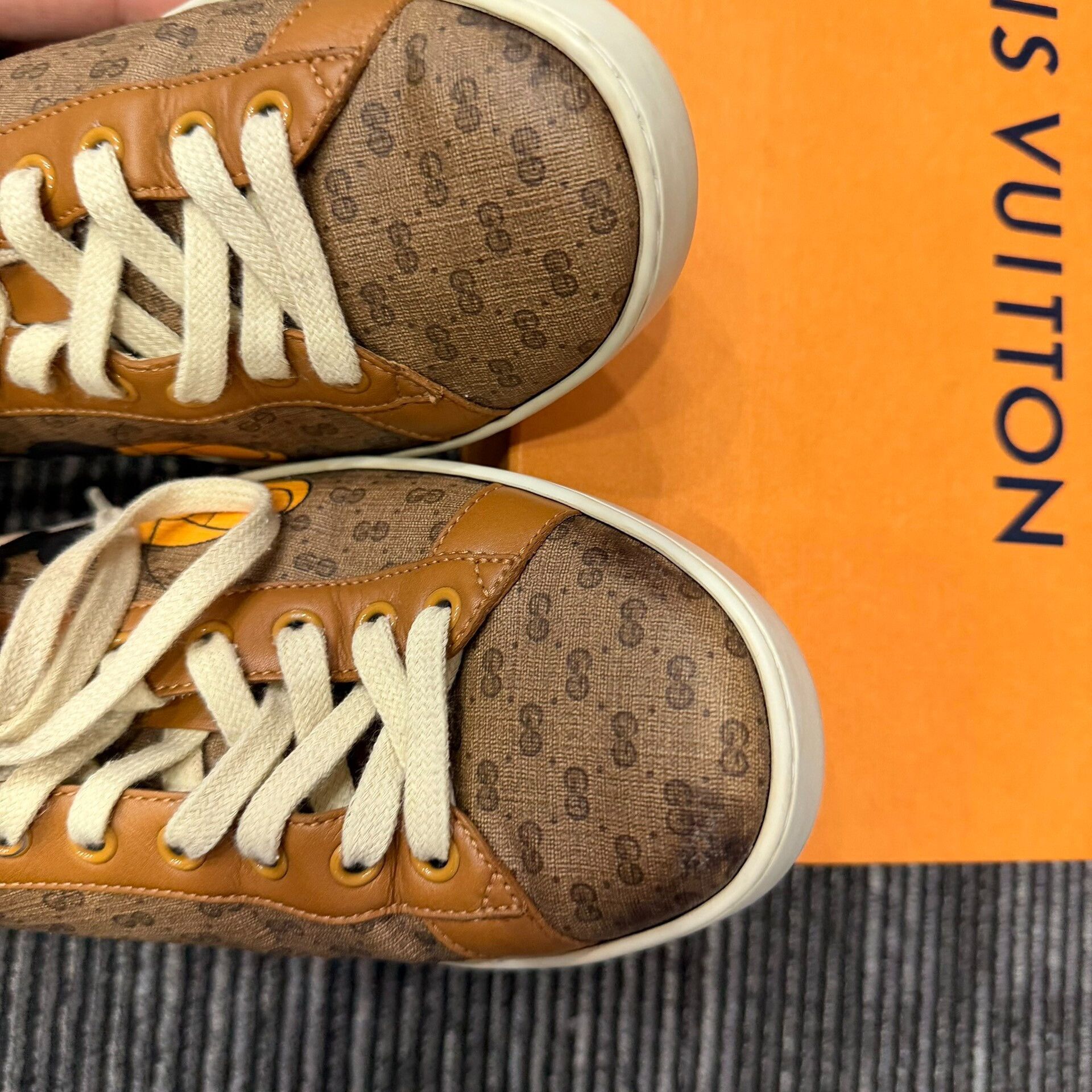 Gucci Gucci Collab Lowtop Sneakers 8 Men Size US 8 / EU 41 - 7 Thumbnail