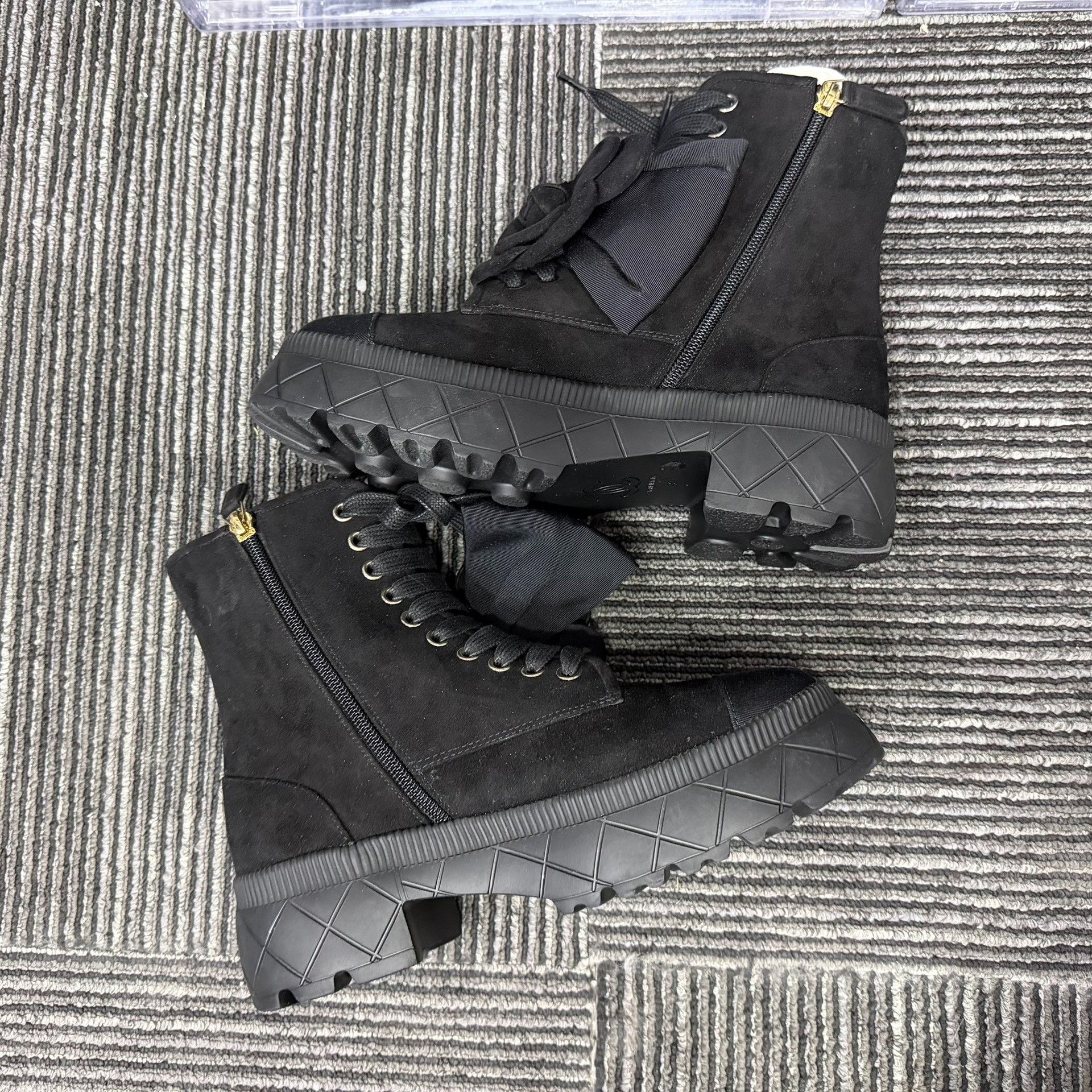 Chanel Chanel Suede Boots us_7 Women Size US 7 / IT 37 - 3 Thumbnail