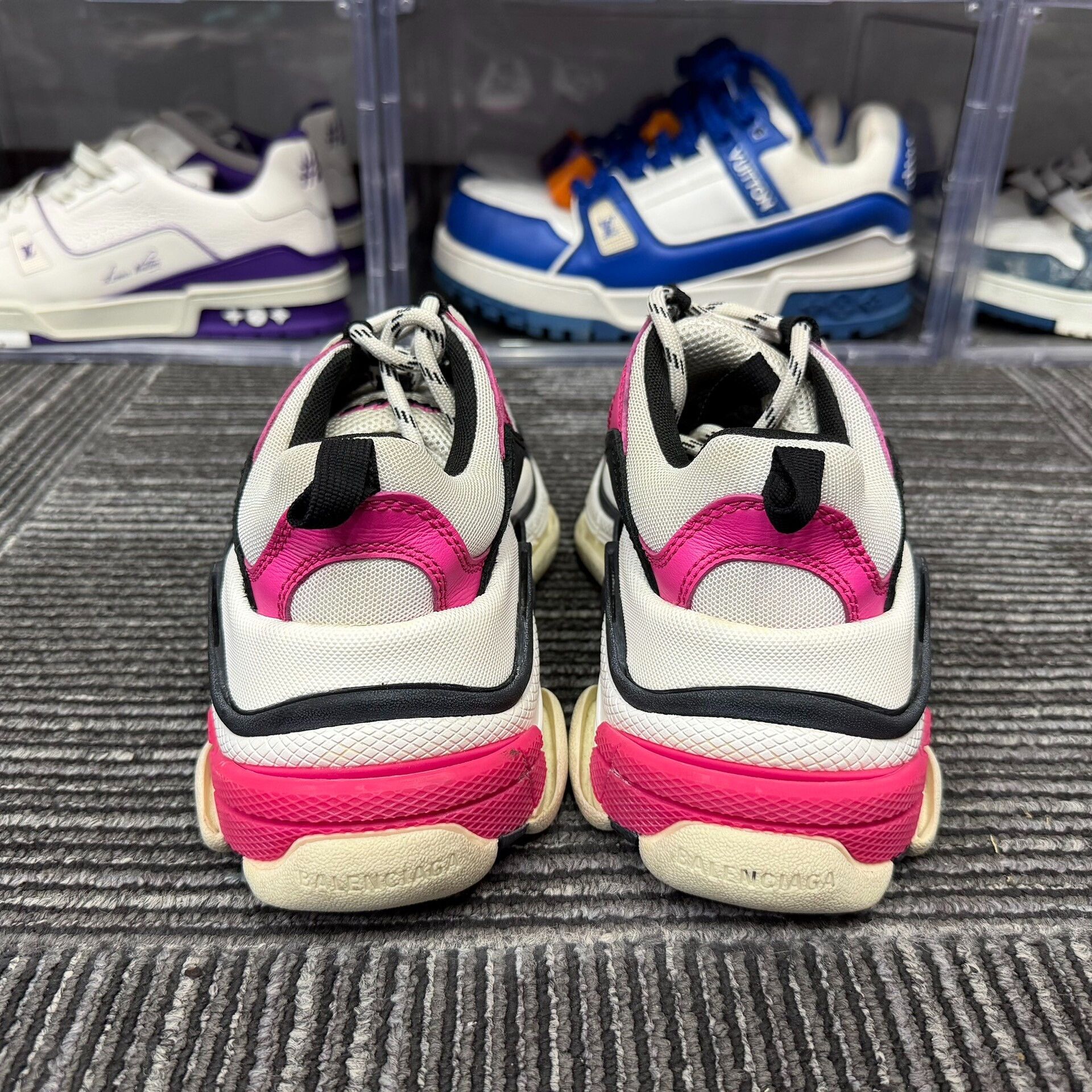 Balenciaga Balenciaga Pink Lowtop Sneakers us_5 Women Size US 5 / IT 35 - 5 Thumbnail