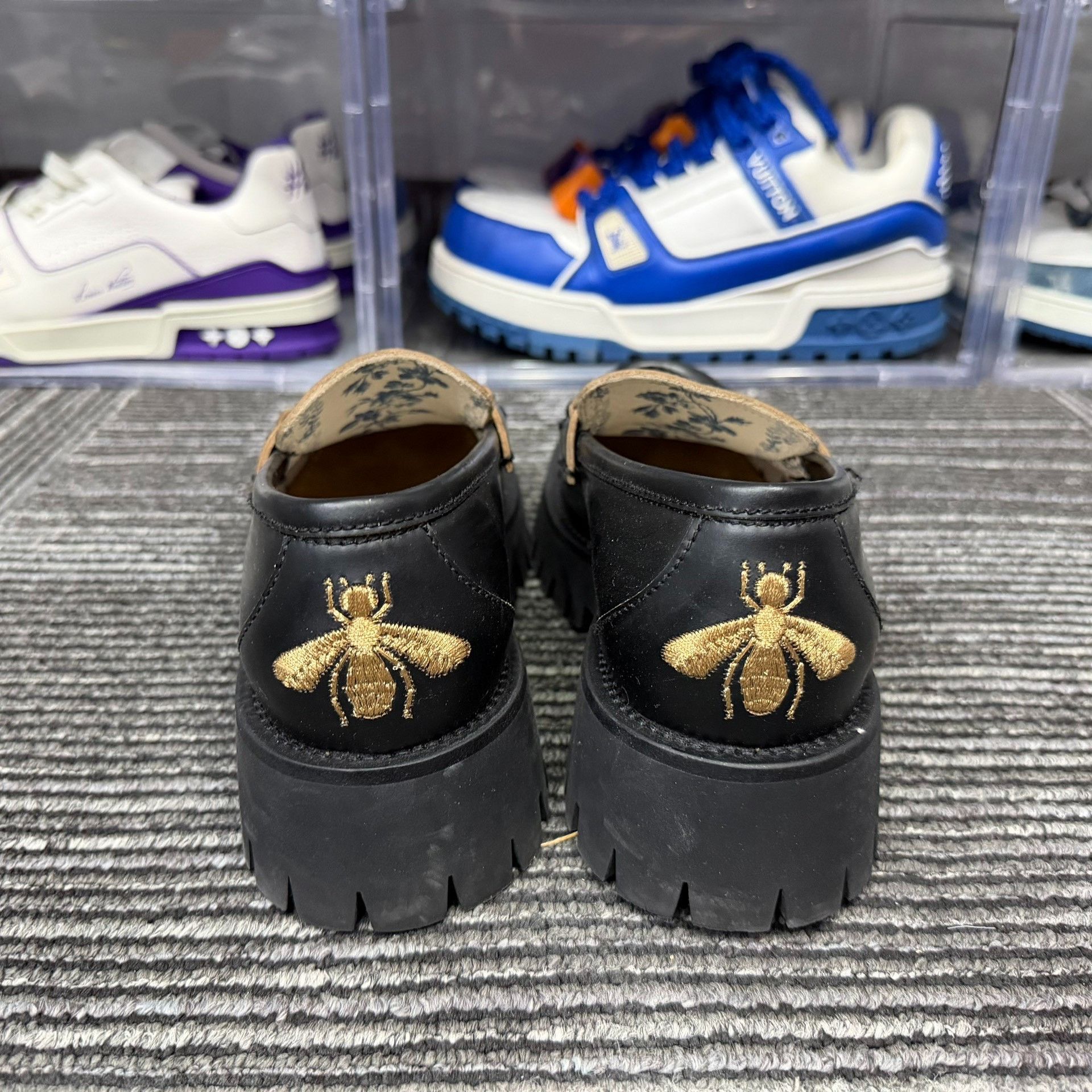 Gucci Gucci Embroidered Lowtop Sneakers us_6 Women Size US 6 / IT 36 - 5 Thumbnail