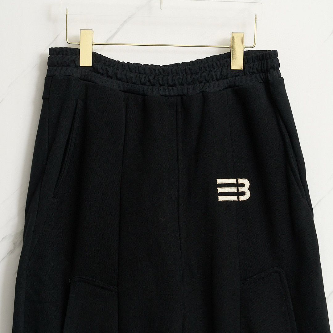 NAMESAKE Namesake Men's Letter Hollow Sweatpants Size US 30 / EU 46 - 2 Thumbnail