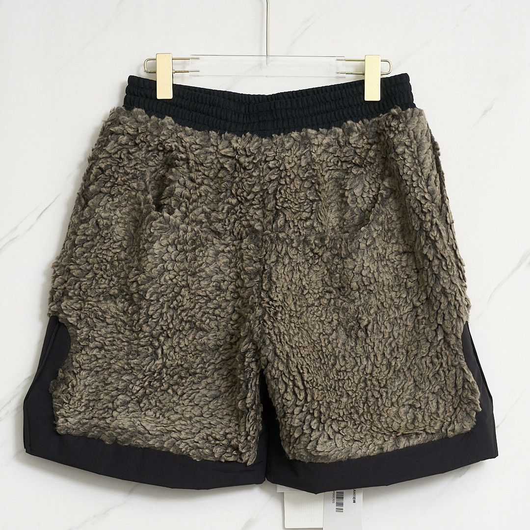 NAMESAKE Namesake Men's Plush Patchwork Shorts Size US 30 / EU 46 - 4 Thumbnail