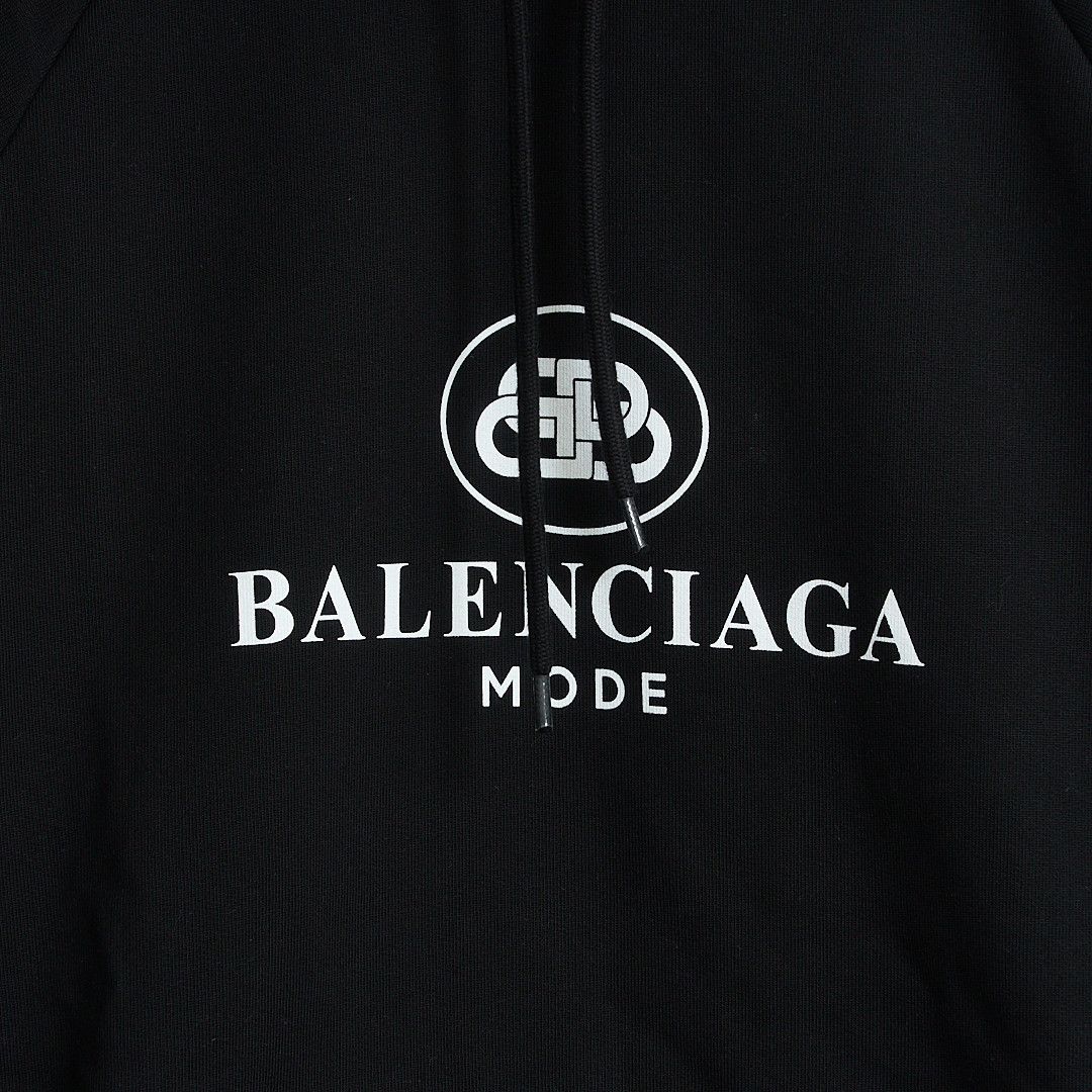 Balenciaga Balenciaga Men's Logo Print Hoodie Size US S / EU 44-46 / 1 - 3 Thumbnail