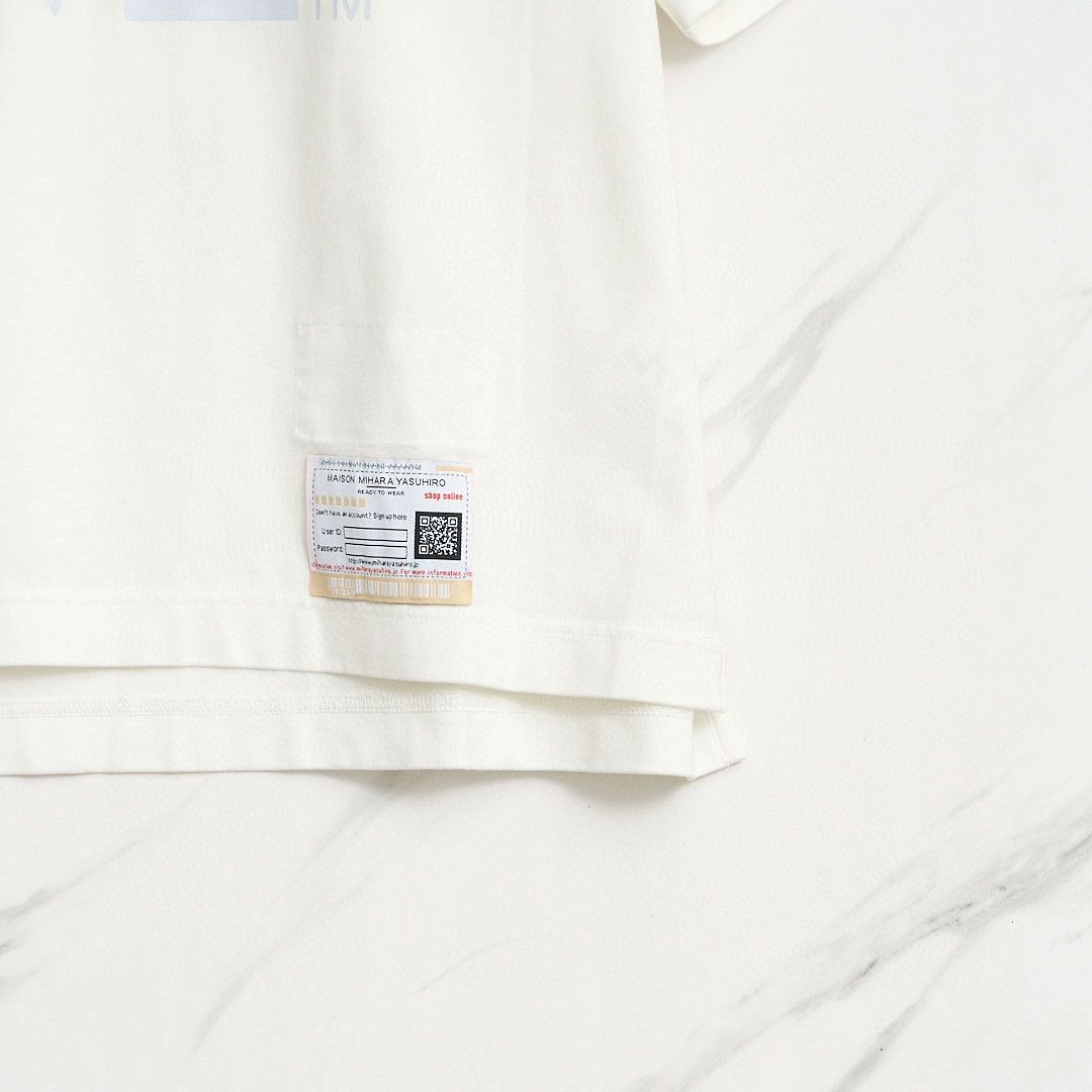 Maison MIHARA YASUHIRO Mihara Yasuhiro Men's Ribbon Letter Print T-Shirt Size US M / EU 48-50 / 2 - 3 Thumbnail
