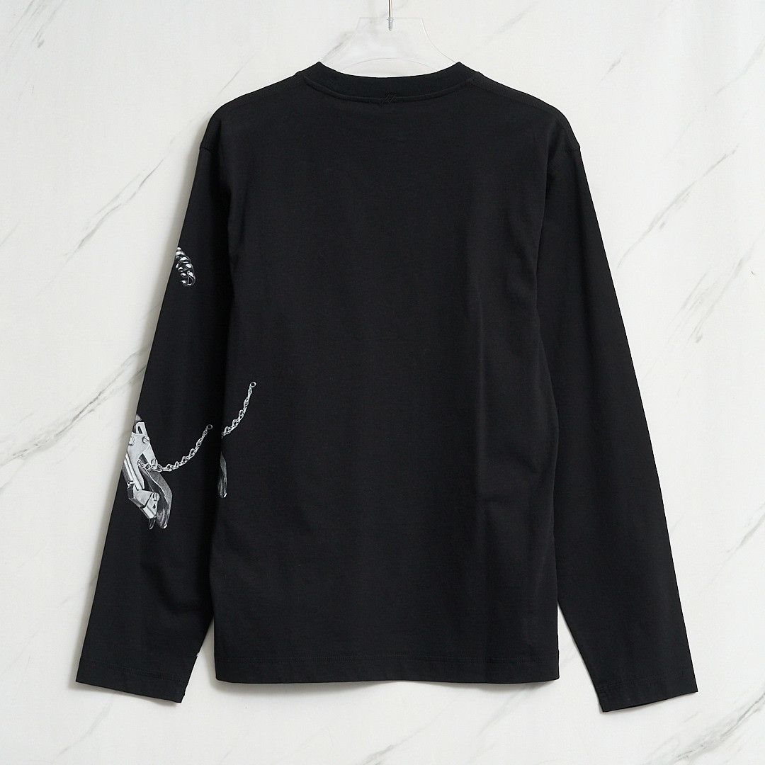 Burberry Burberry Men's Chain Print Long-Sleeve T-shirt Size US M / EU 48-50 / 2 - 3 Thumbnail