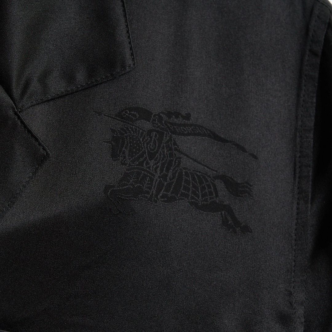 Burberry Burberry Men's Satin Shirt with Horse Pattern Size US XS / EU 42 / 0 - 3 Thumbnail