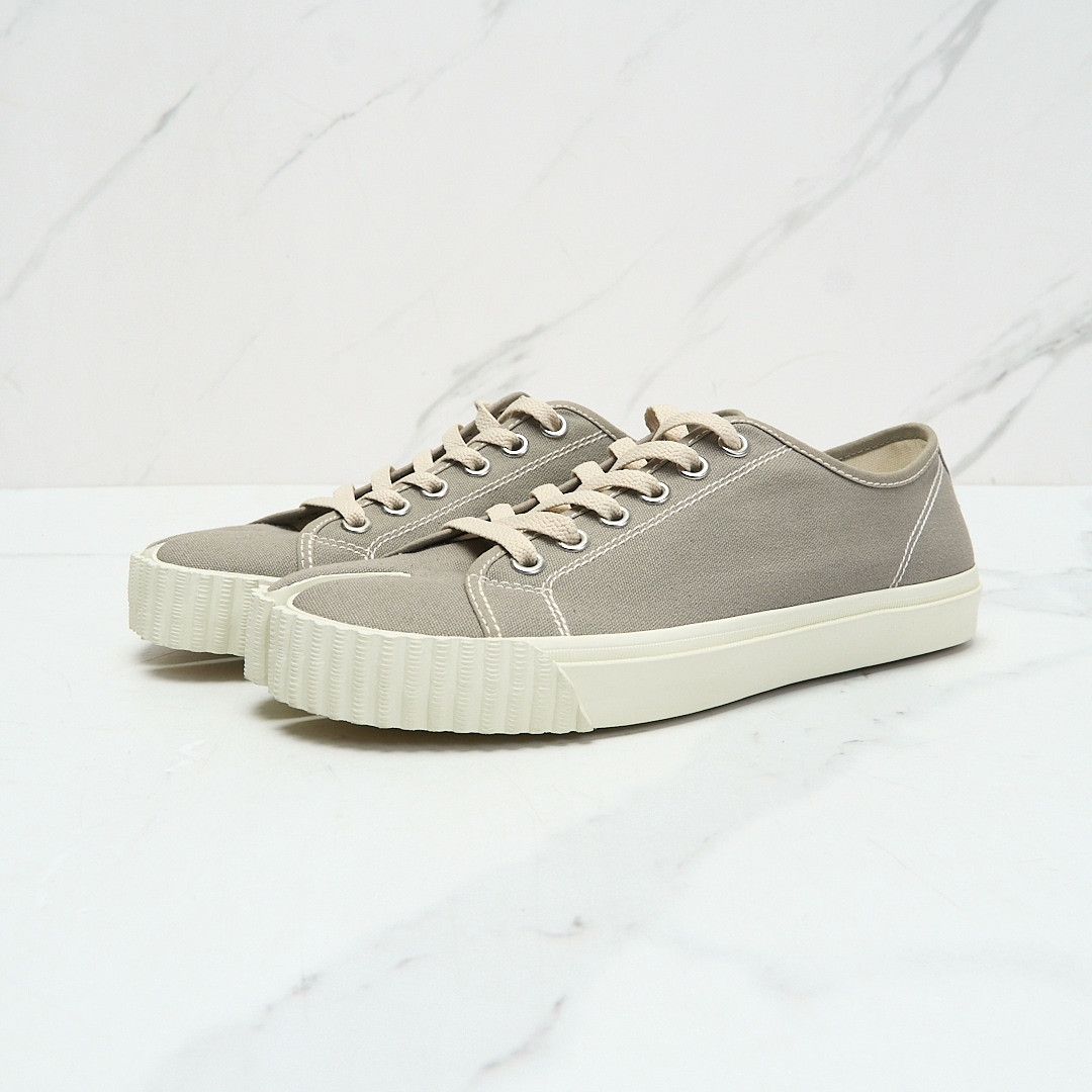 Maison Margiela Maison Margiela Men's Tabi Split-Toe Canvas Shoes Size US 8 / EU 41 - 3 Thumbnail
