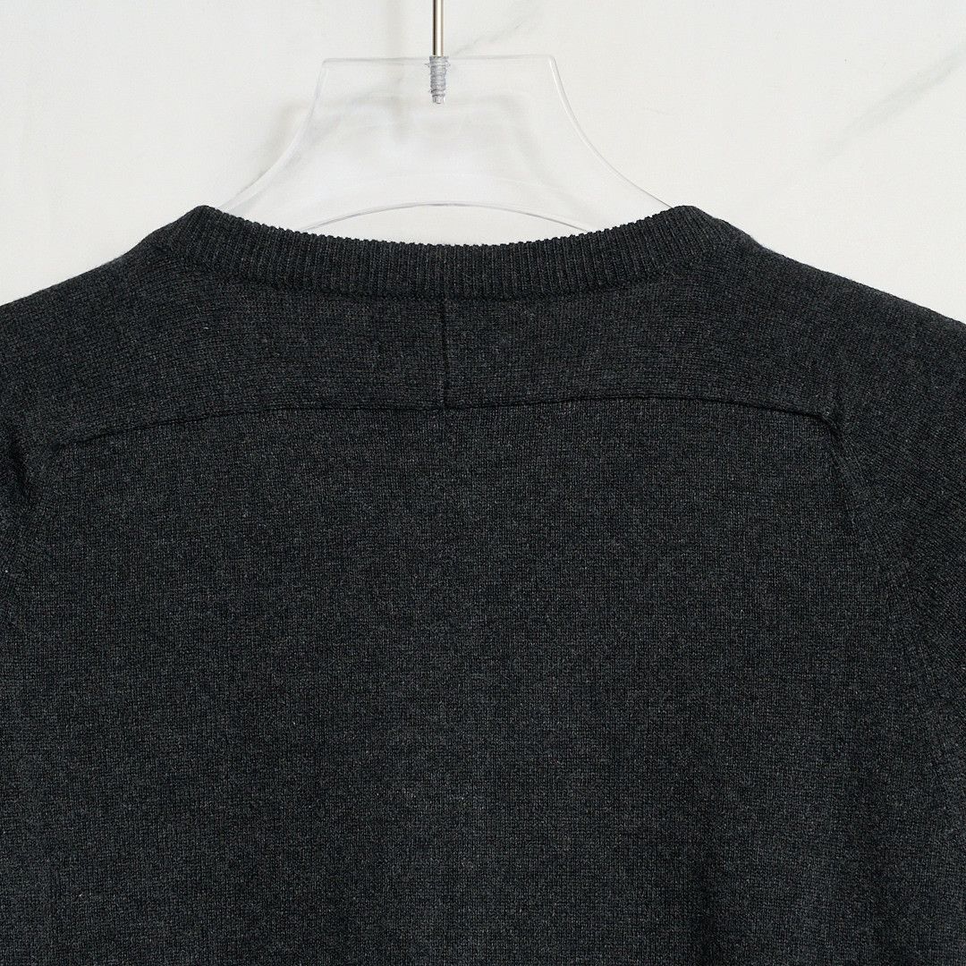 Saint Laurent Paris Saint Laurent Men's Dark Gray Cashmere Sweater Size US S / EU 44-46 / 1 - 5 Thumbnail