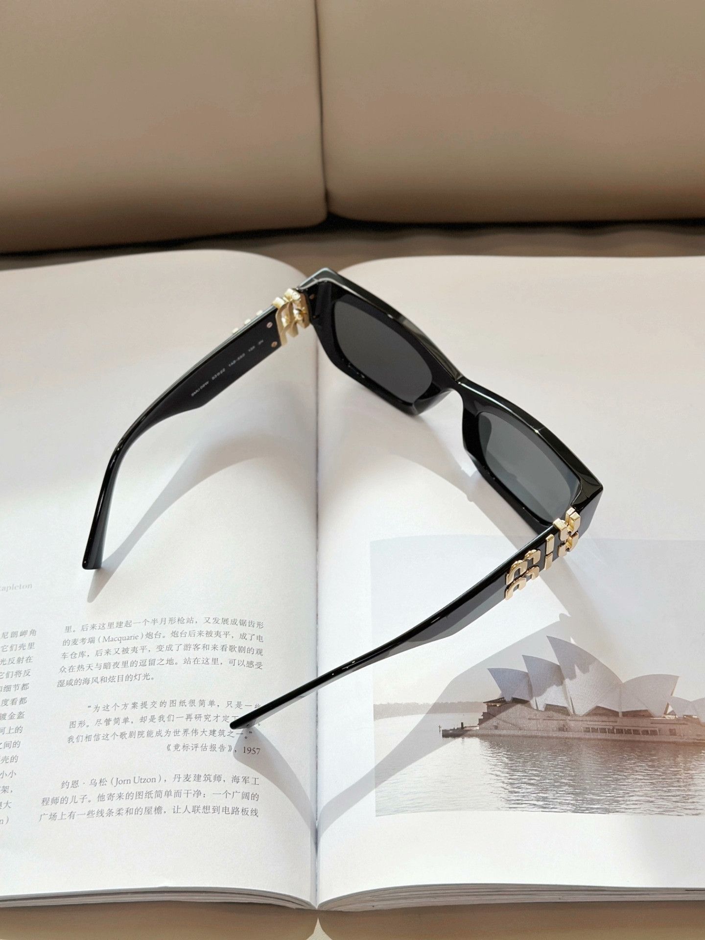 Miu Miu Miumiu Black Acetate Butterfly Sunglasses Size ONE SIZE - 5 Thumbnail