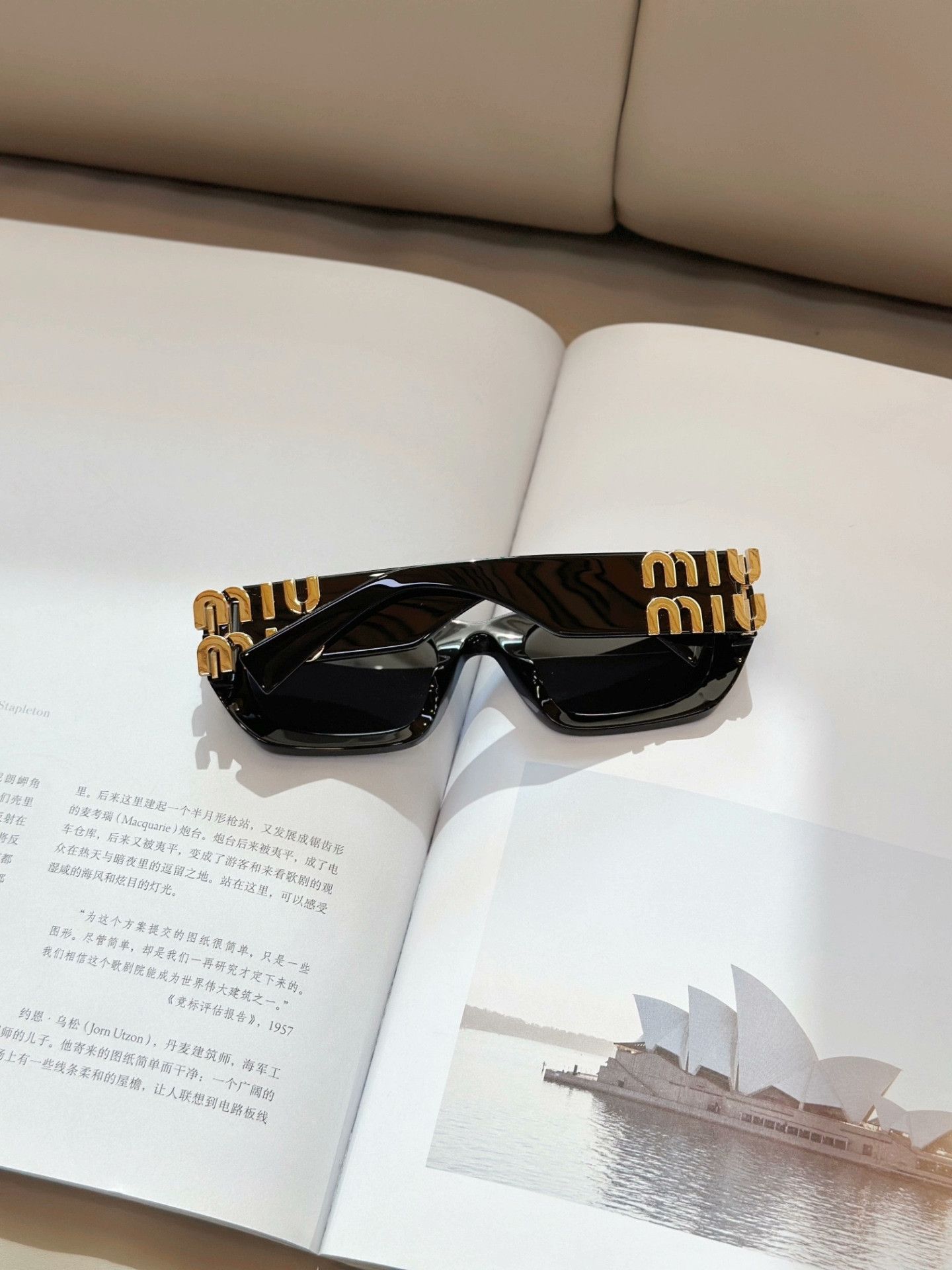 Miu Miu Miumiu Black Acetate Butterfly Sunglasses Size ONE SIZE - 3 Thumbnail