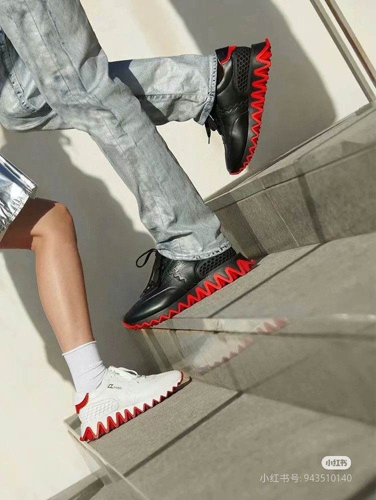 Christian Louboutin Christian Louboutin Men's Shark Sole Shoes Size US 7 / EU 40 - 8 Thumbnail