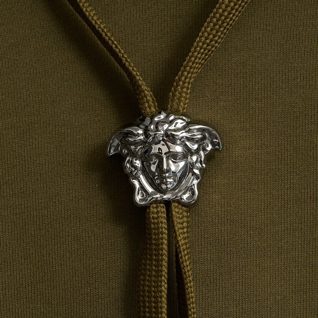 Versace Versace Logo Embroidered Hoodie Size US M / EU 48-50 / 2 - 3 Thumbnail