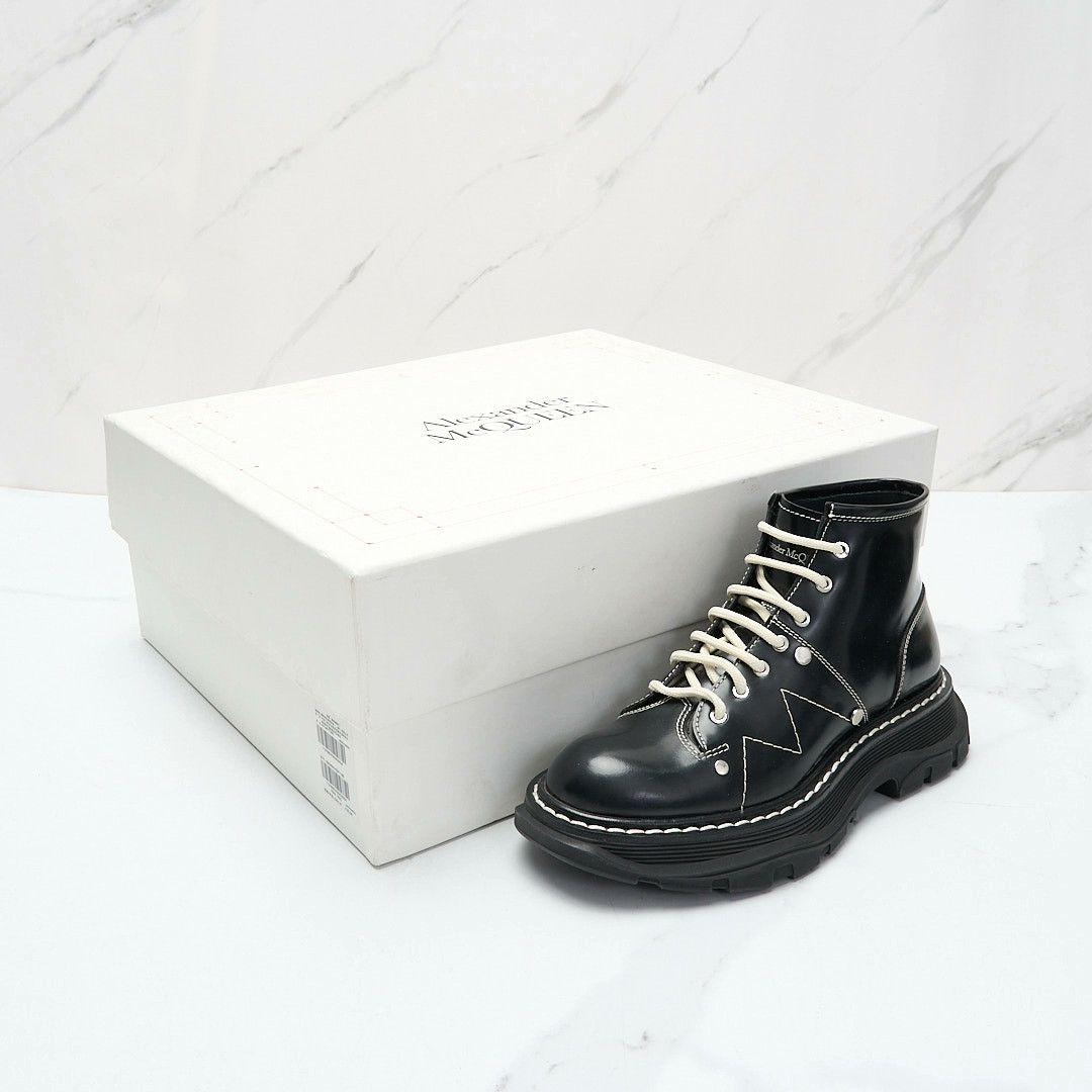 Alexander McQueen Alexander McQueen Women's Quilted Martin Boots Size US 5 / IT 35 - 7 Thumbnail