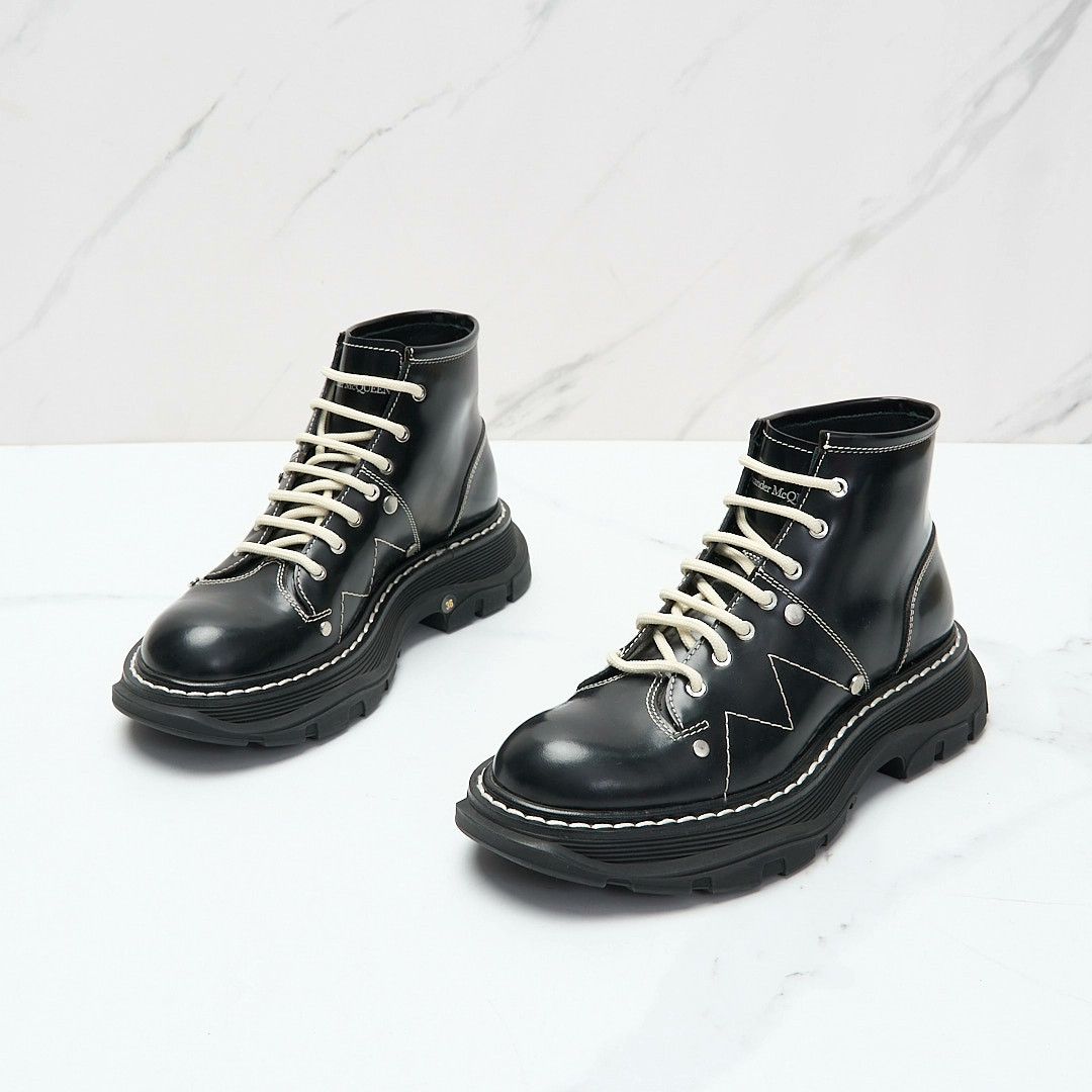 Alexander McQueen Alexander McQueen Women's Quilted Martin Boots Size US 5 / IT 35 - 2 Thumbnail