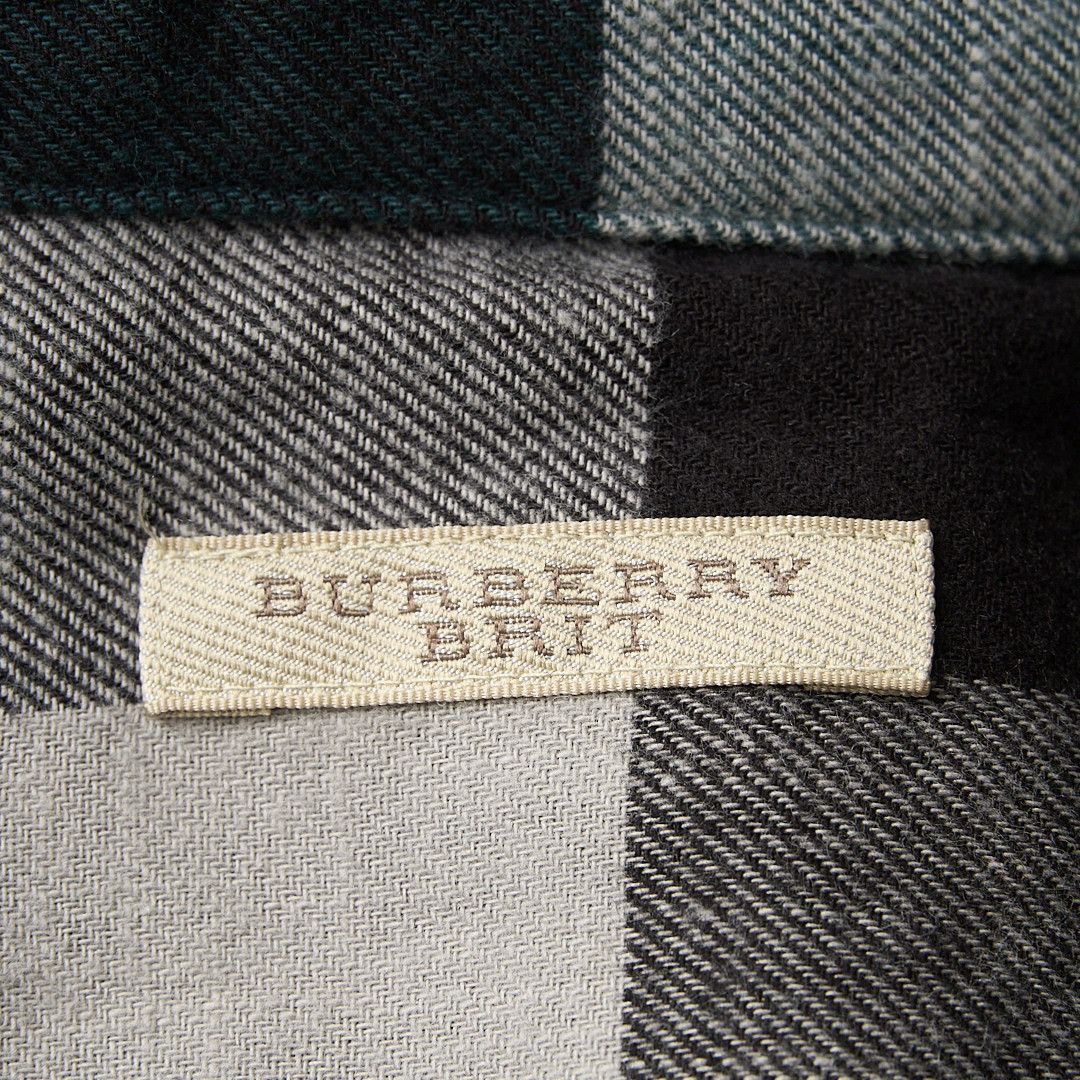 Burberry Burberry Men's Classic Check Shirt Size US L / EU 52-54 / 3 - 7 Thumbnail