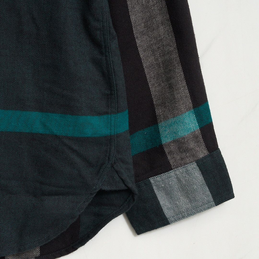 Burberry Burberry Men's Classic Check Shirt Size US L / EU 52-54 / 3 - 4 Thumbnail