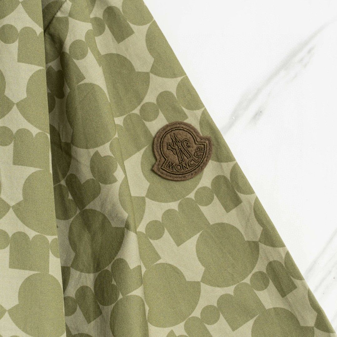 Moncler Moncler Men's All-over Print Collared Shirt Size US M / EU 48-50 / 2 - 3 Thumbnail