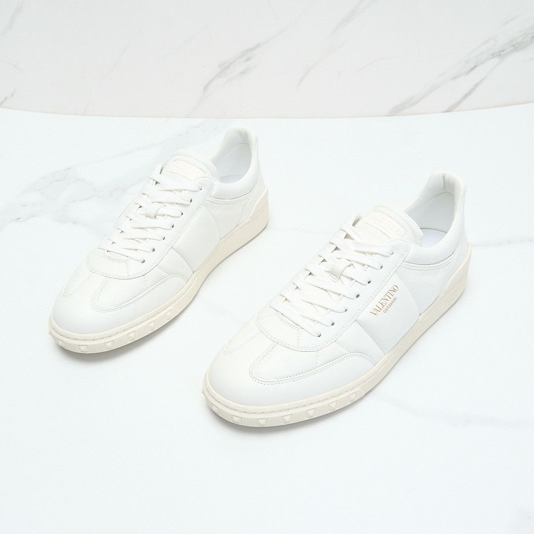 Valentino Valentino Men's Upvillage Studded Casual Shoes Size US 9 / EU 42 - 2 Thumbnail
